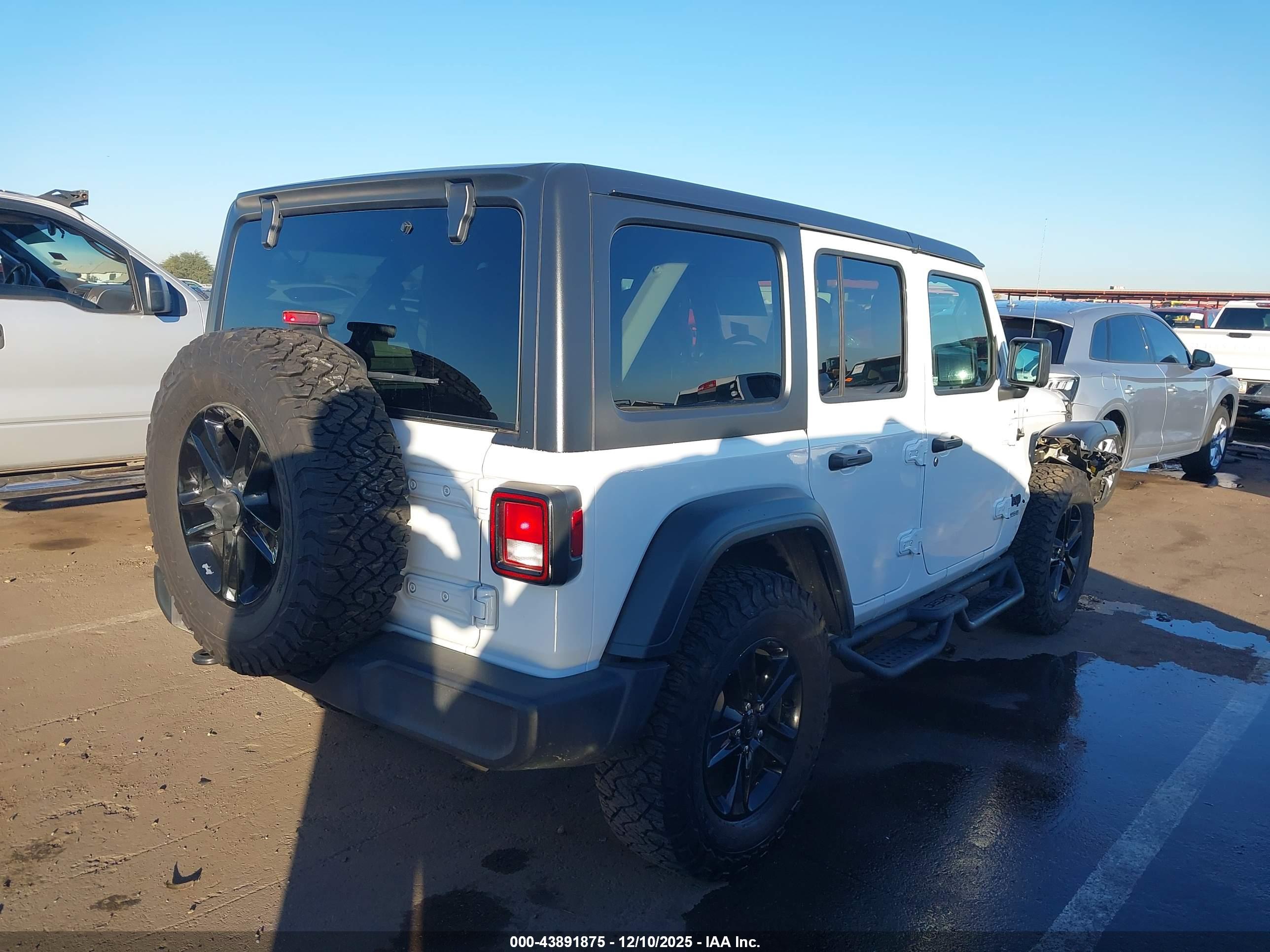 JEEP WRANGLER image 4