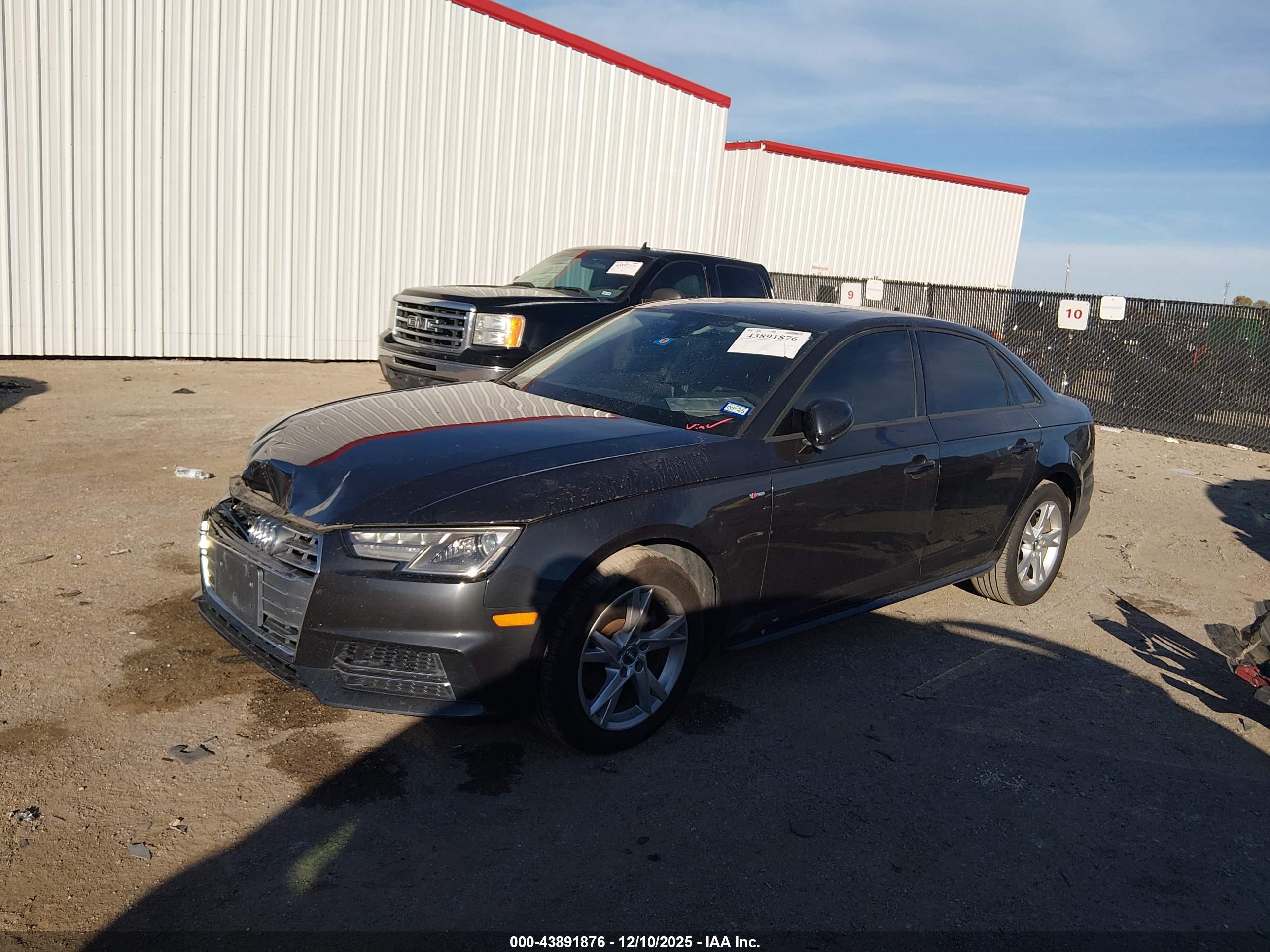 AUDI A4 image 2