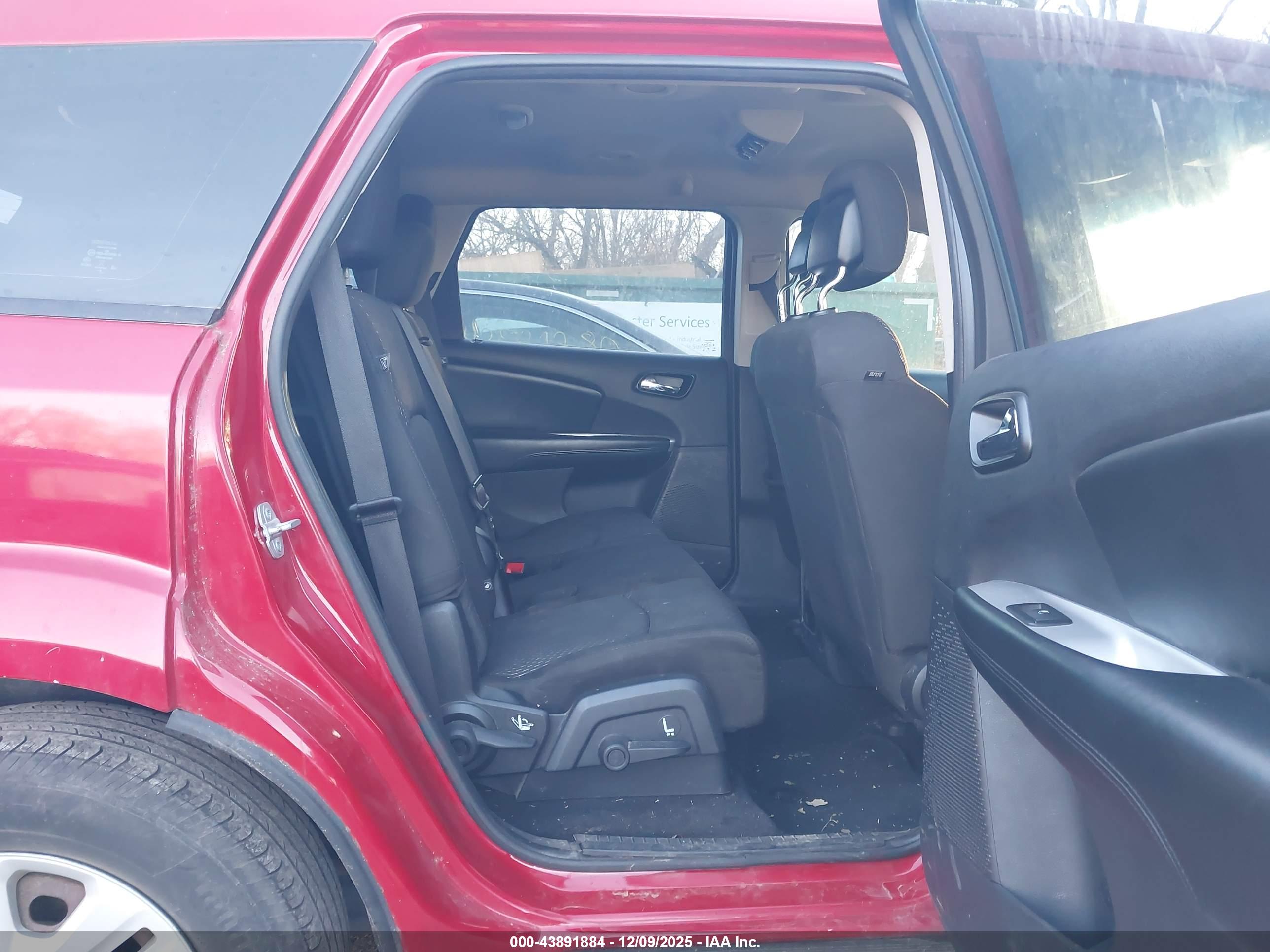 DODGE JOURNEY image 8