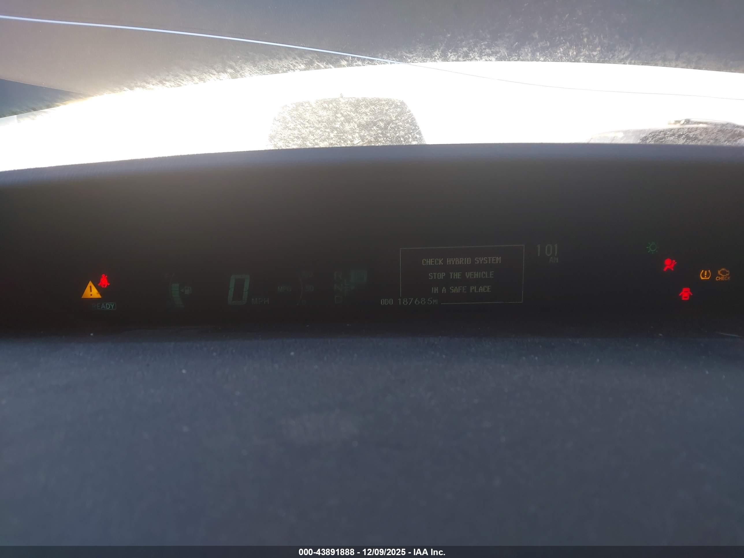 TOYOTA PRIUS image 7