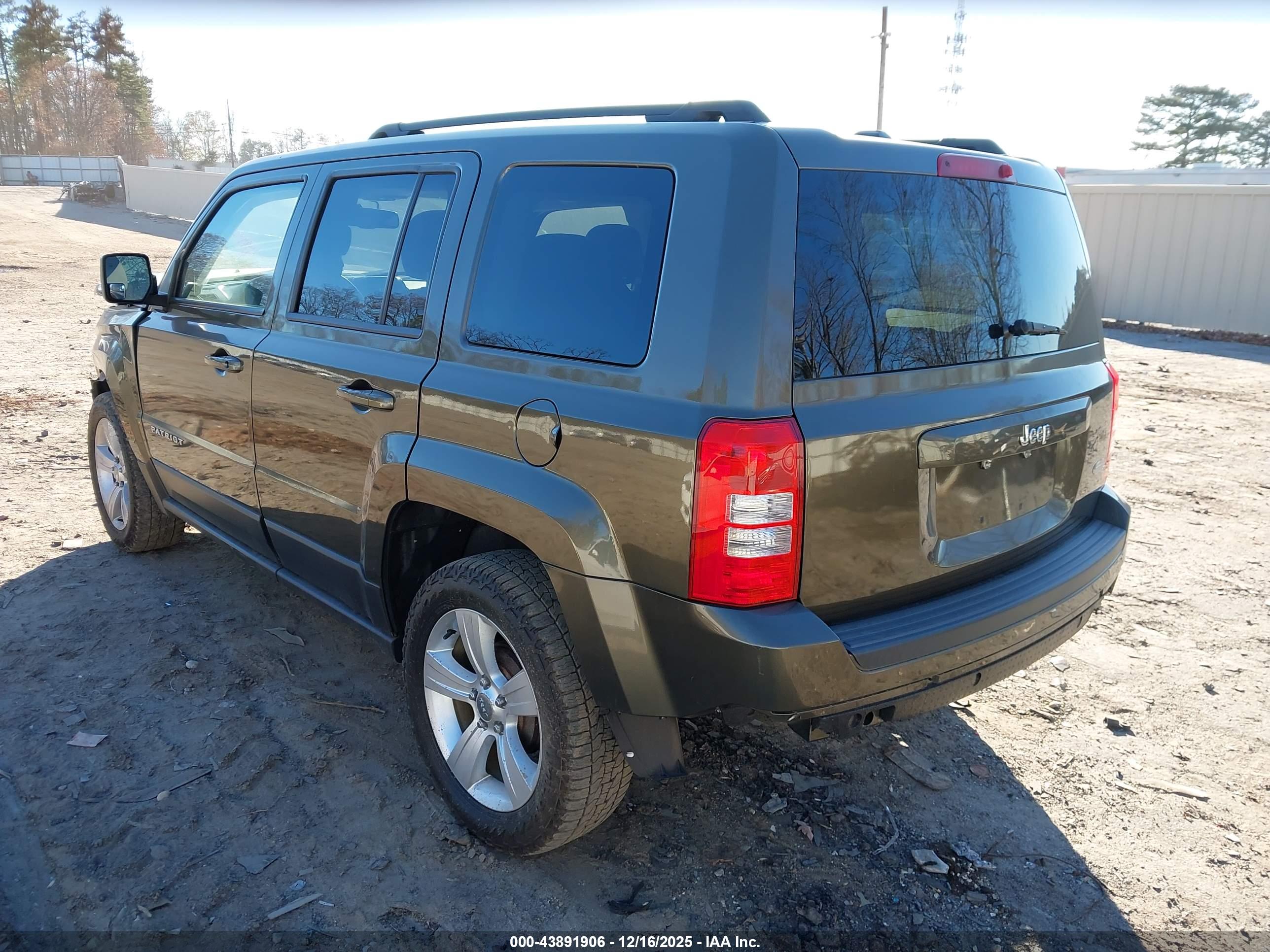 JEEP PATRIOT image 3