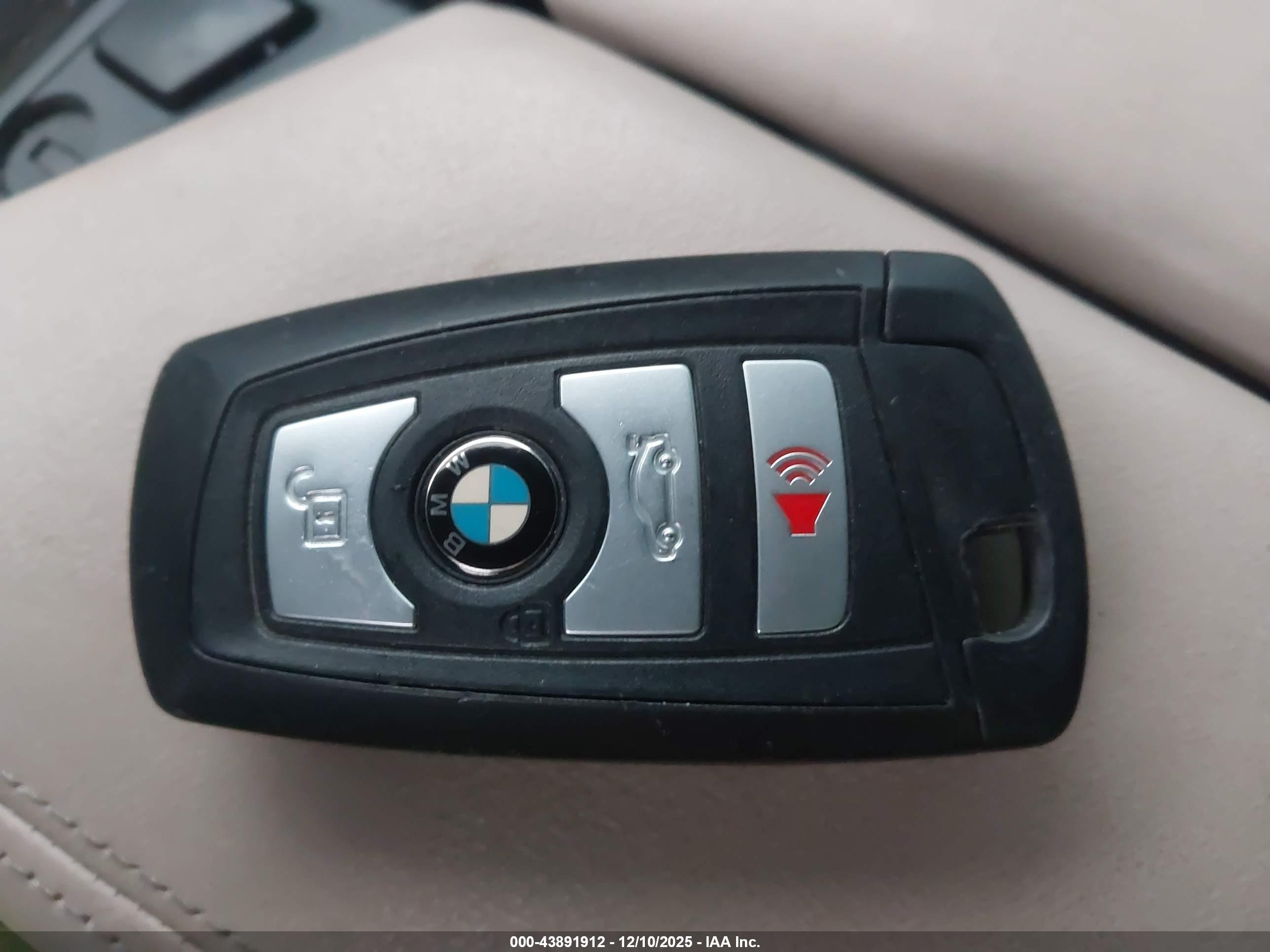 BMW 550I image 11