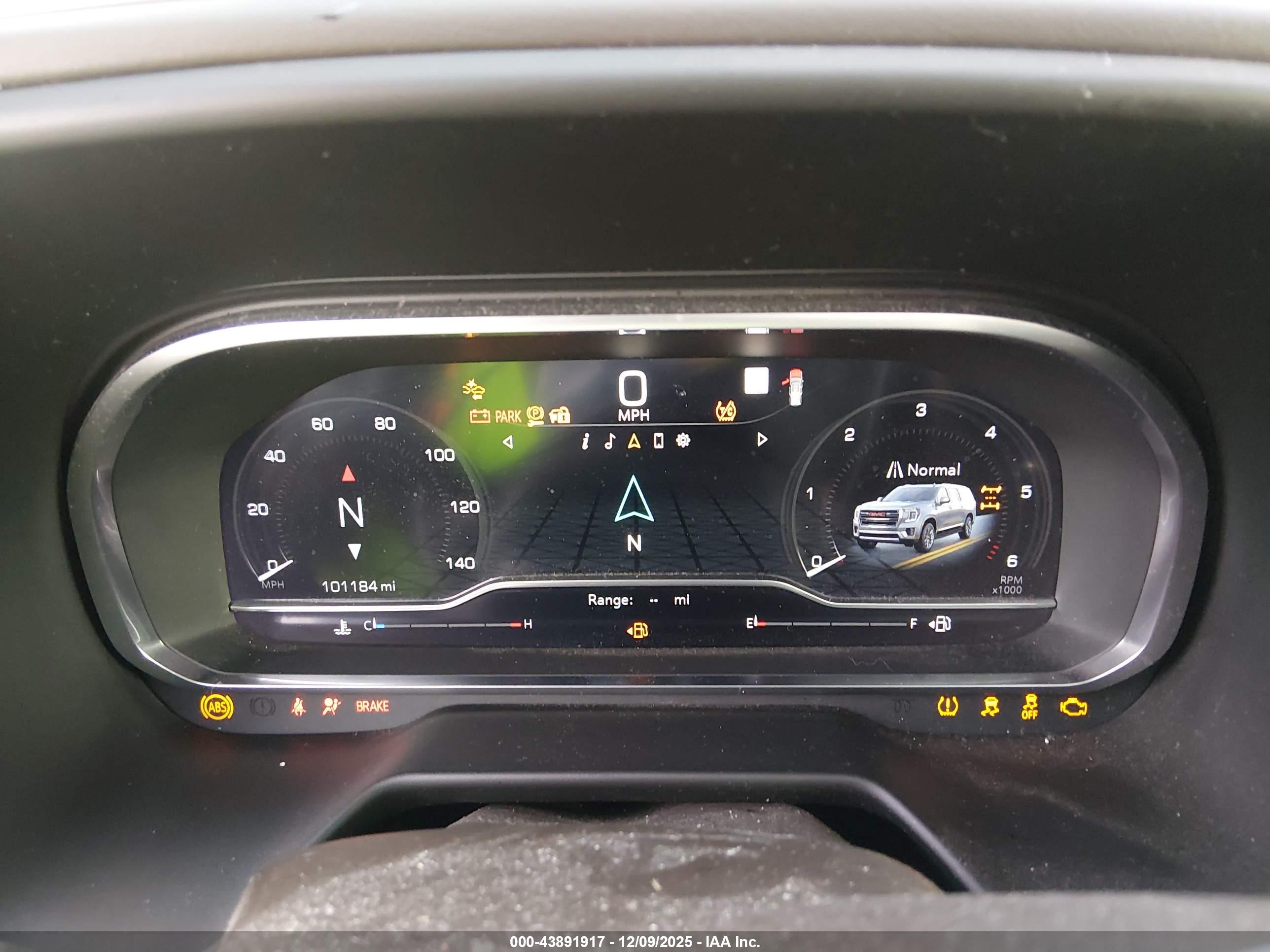 GMC YUKON image 7