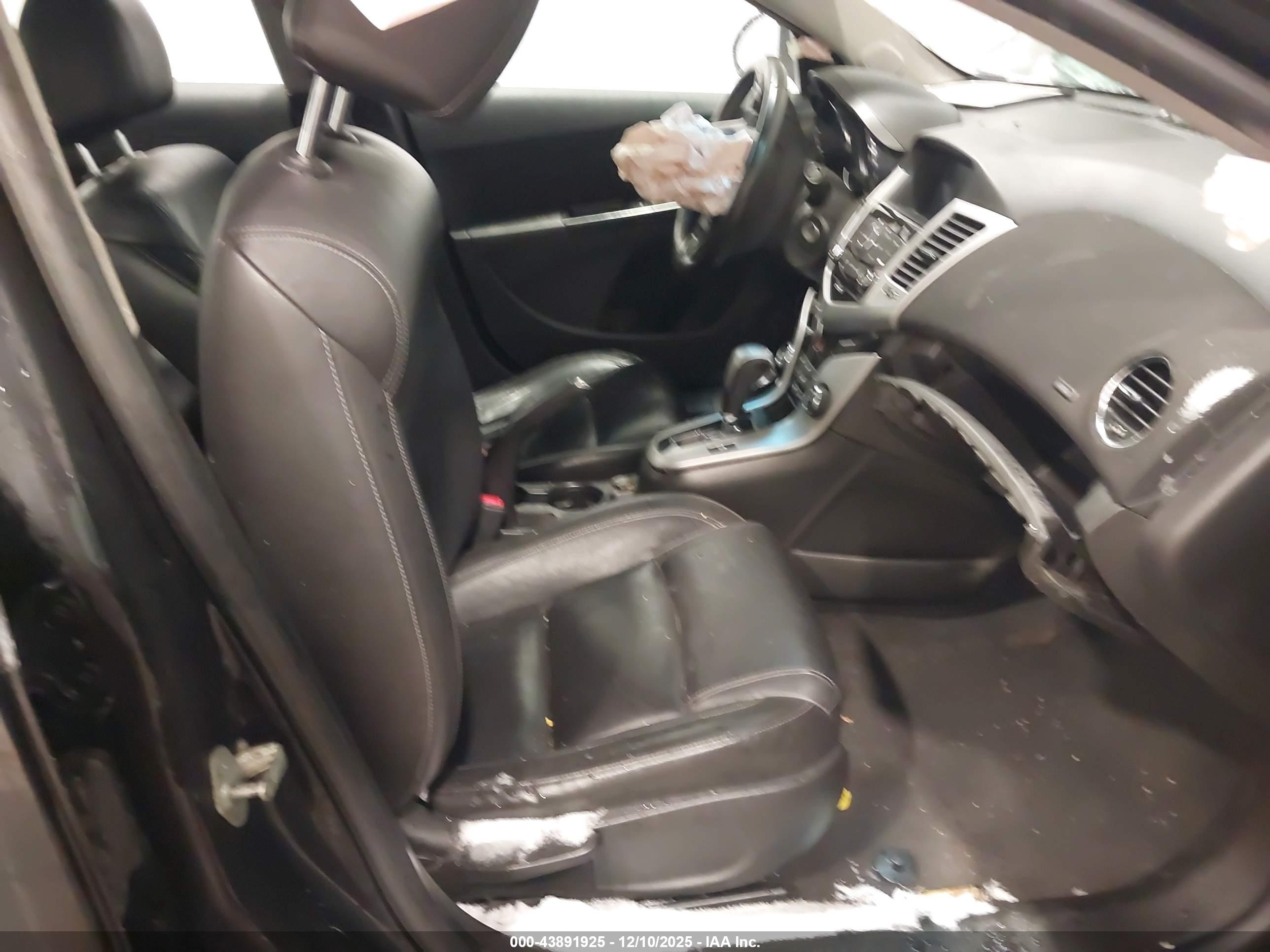 CHEVROLET CRUZE image 5