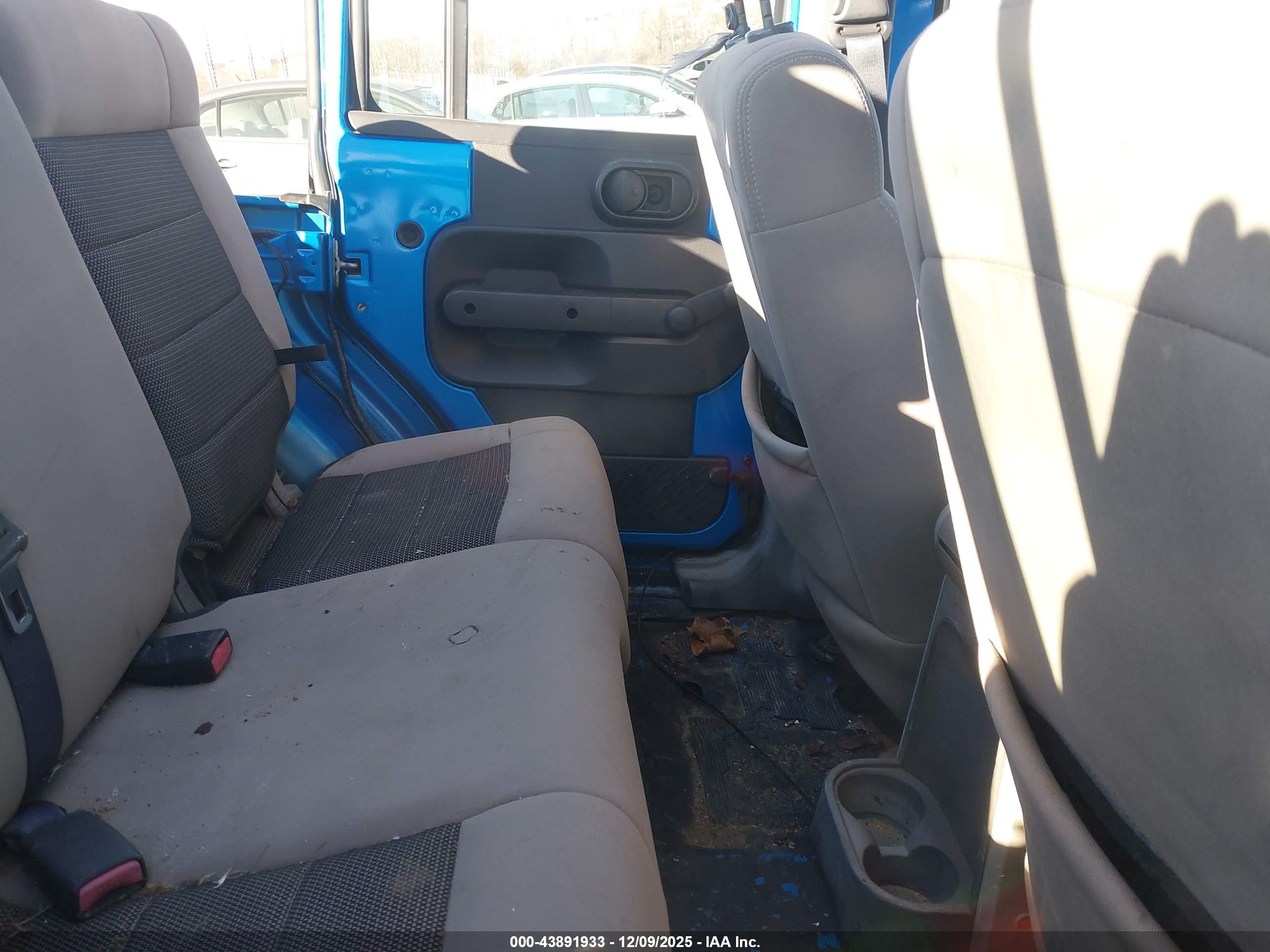 JEEP WRANGLER image 8