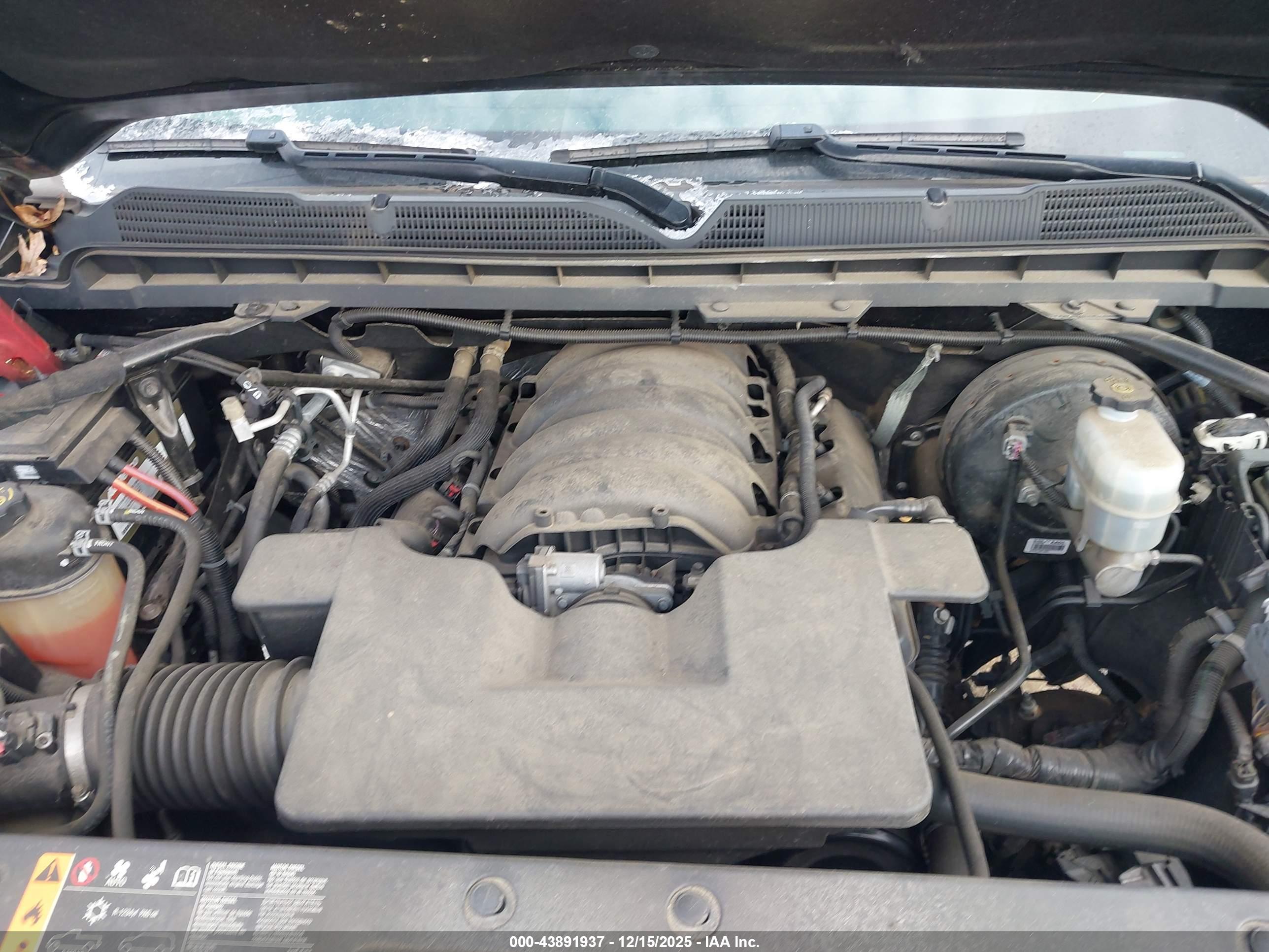 CHEVROLET SILVERADO image 10