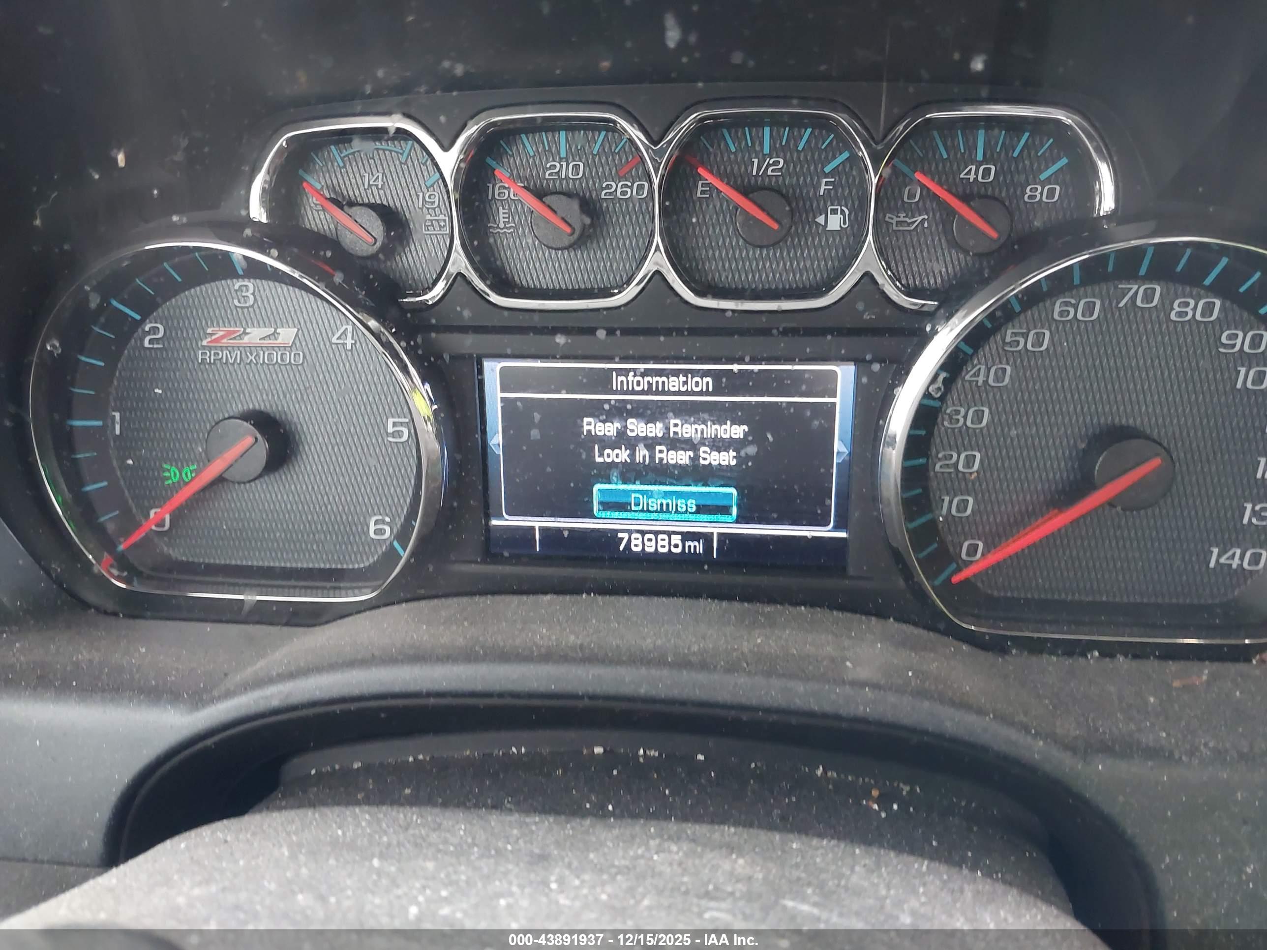 CHEVROLET SILVERADO image 7