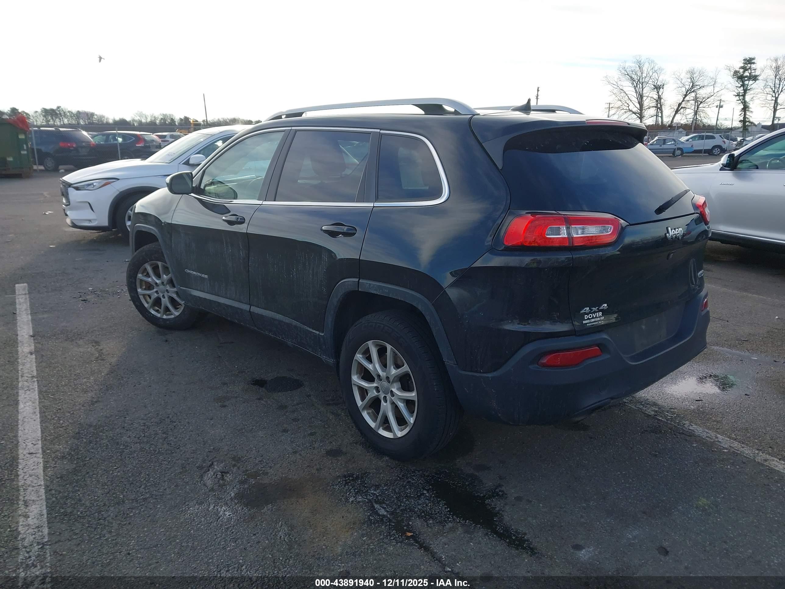 JEEP CHEROKEE image 3