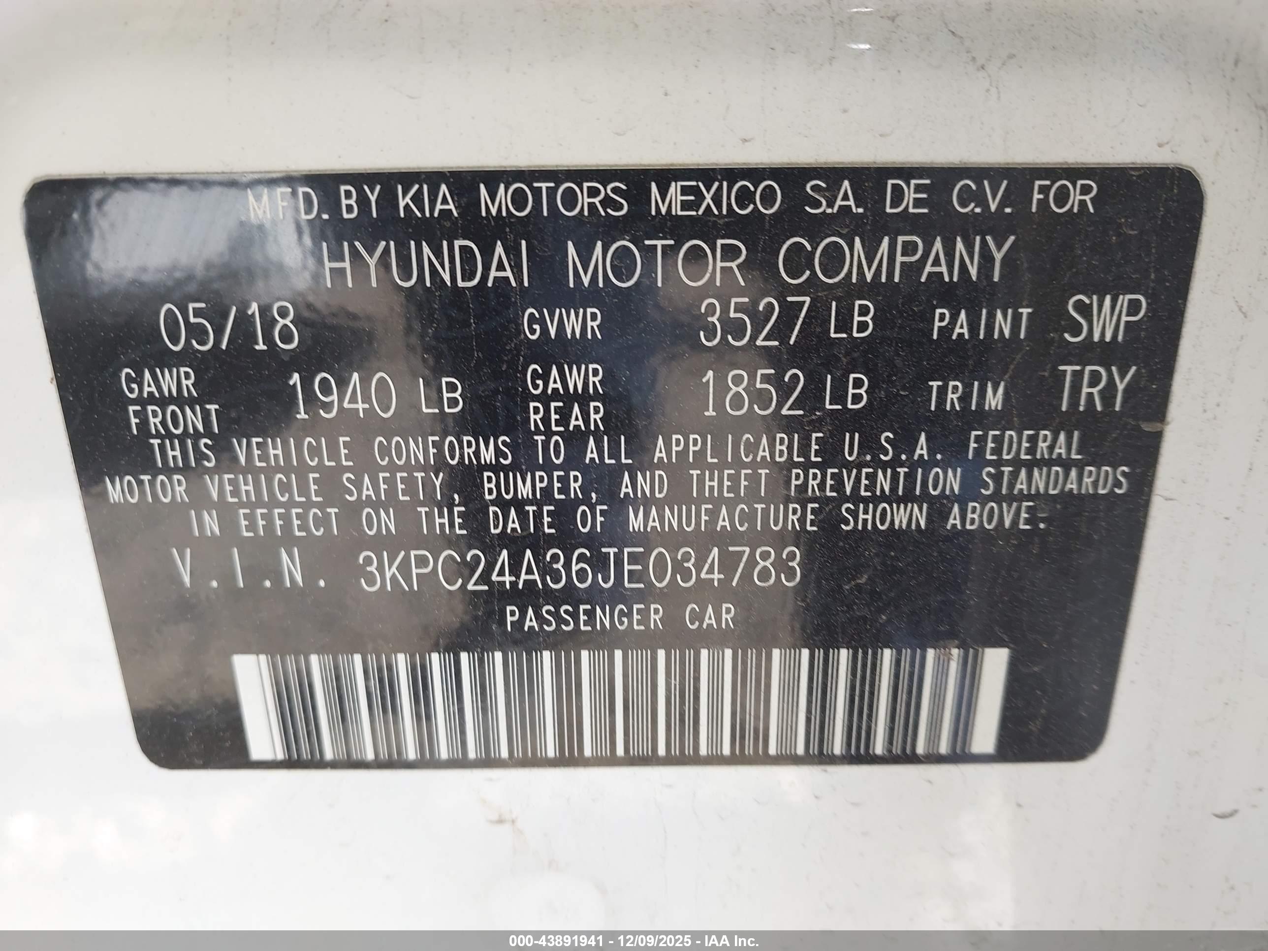 HYUNDAI ACCENT image 9