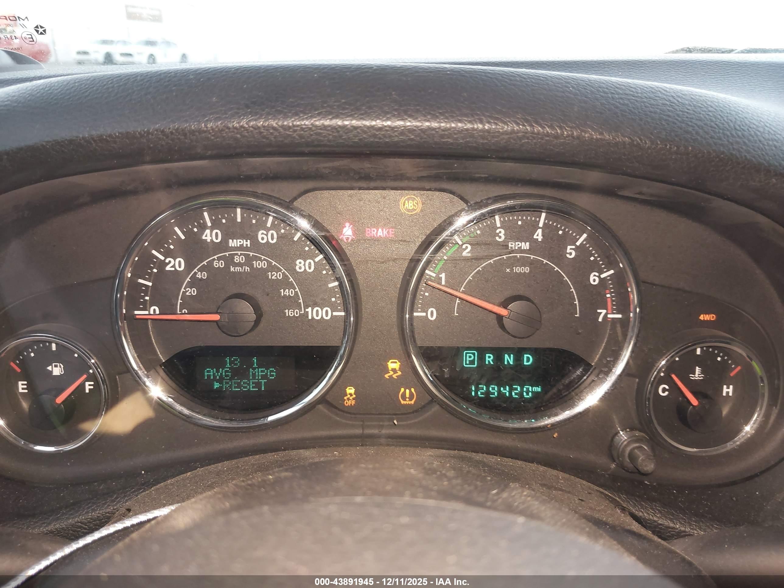 JEEP WRANGLER image 7