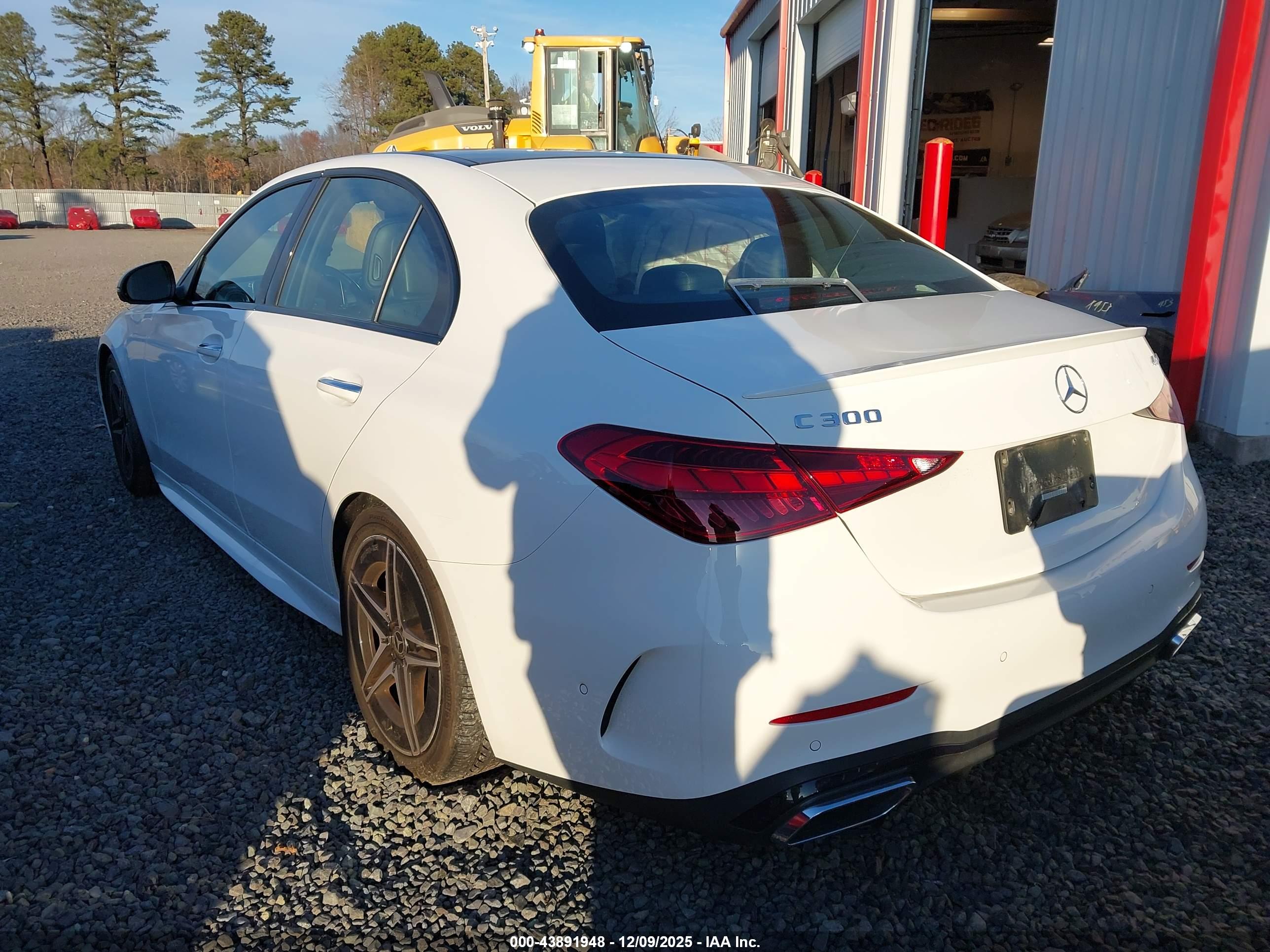 MERCEDES-BENZ C image 3