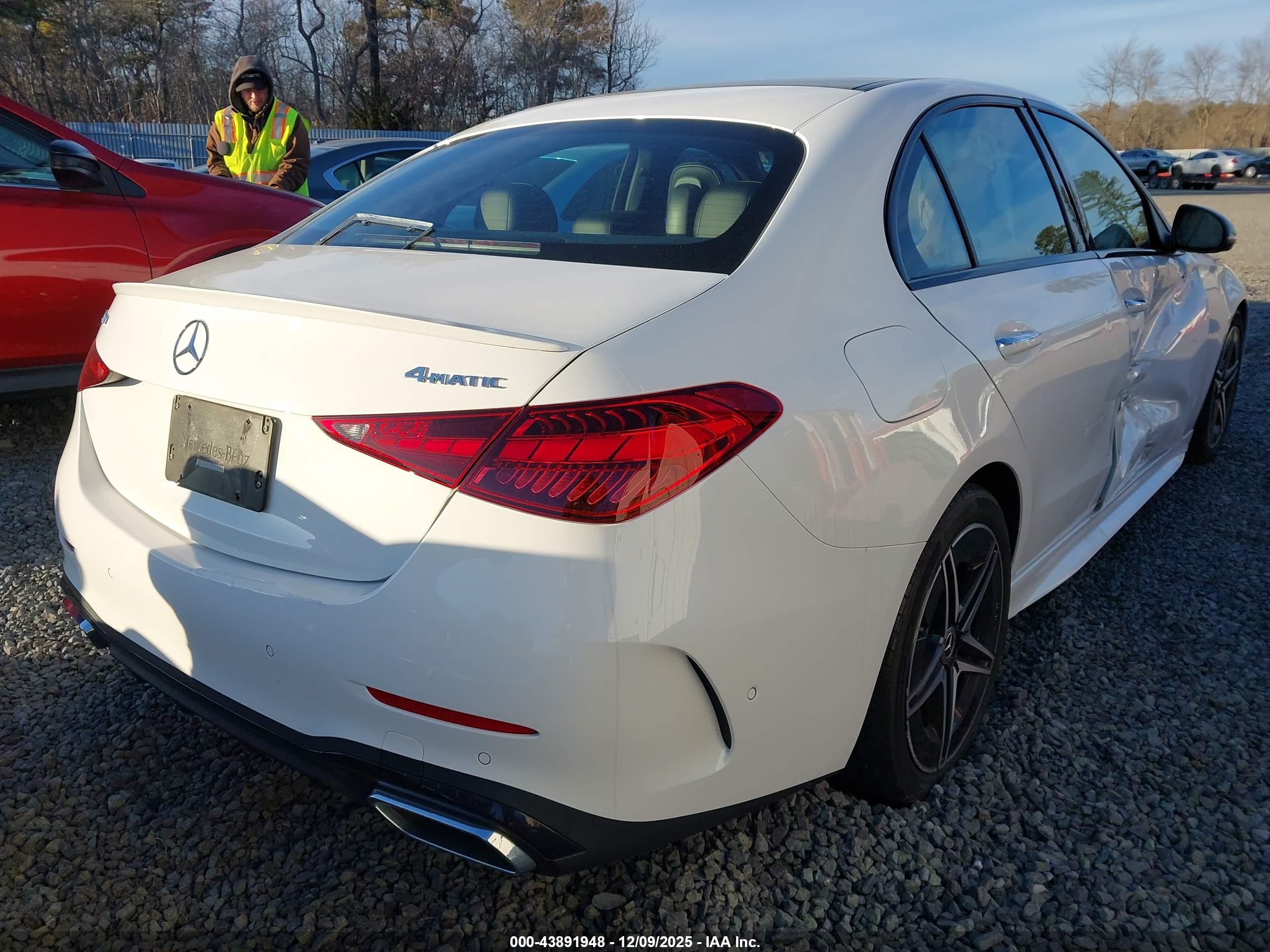MERCEDES-BENZ C image 4