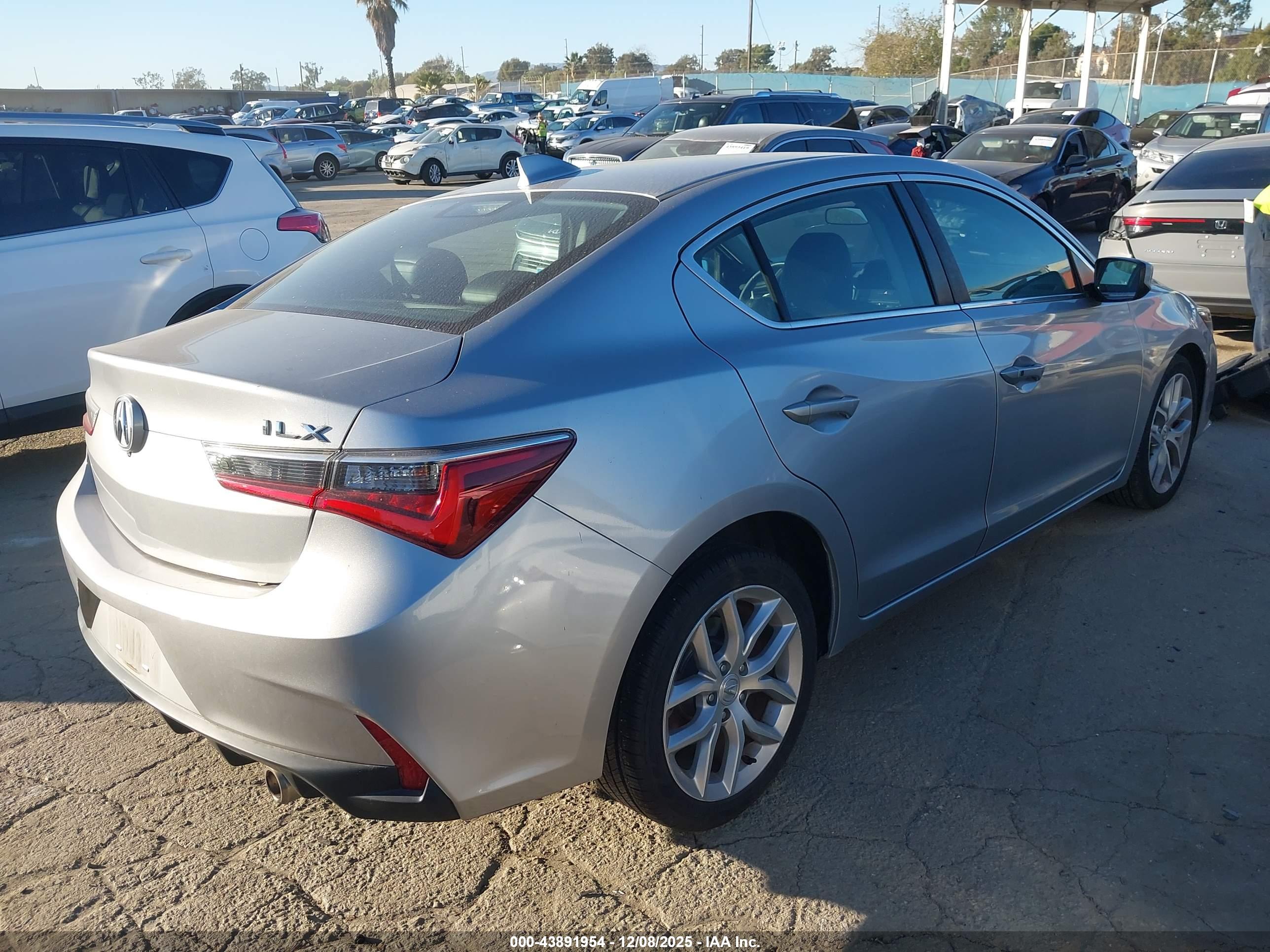 ACURA ILX image 4
