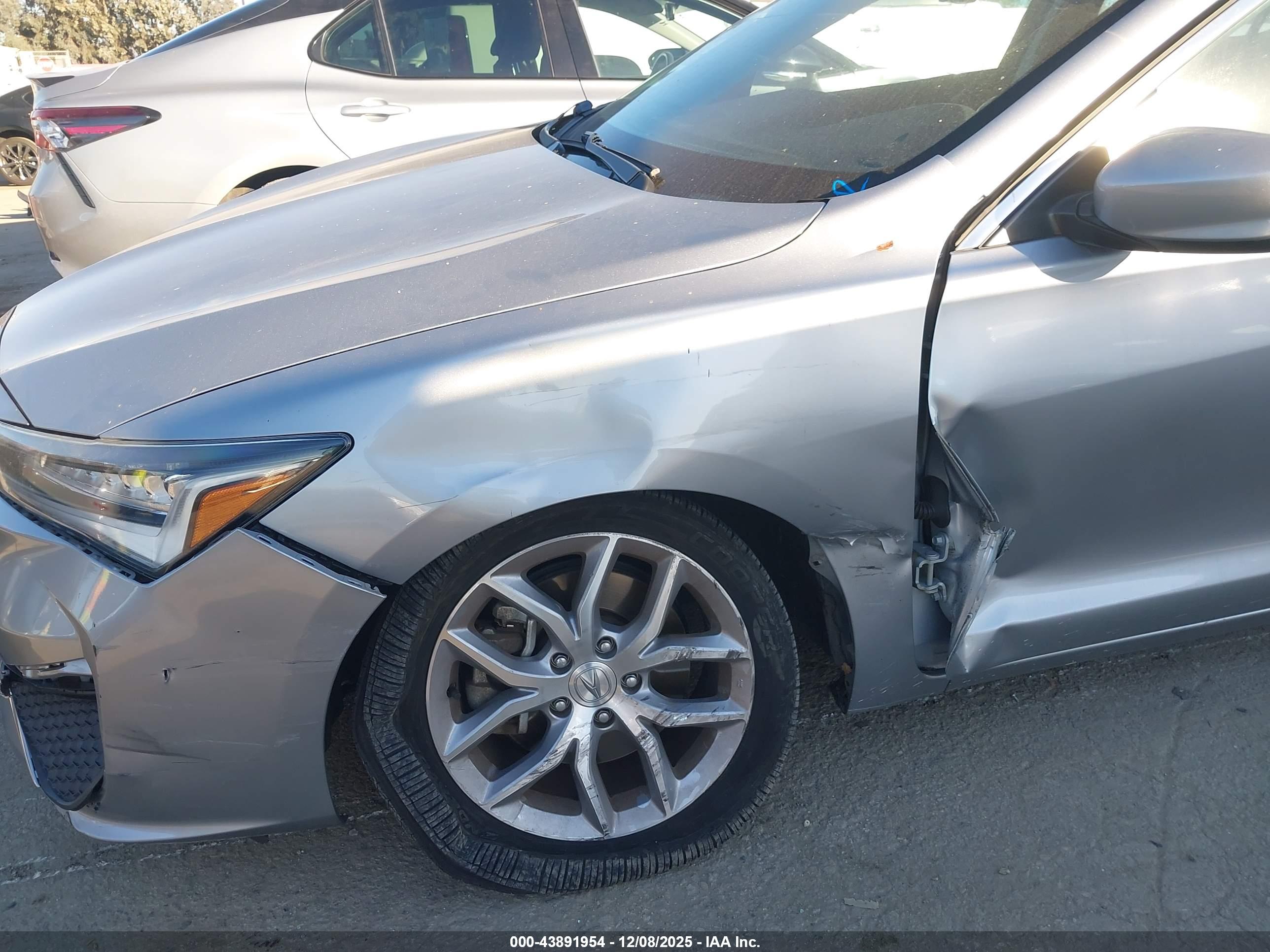 ACURA ILX image 6