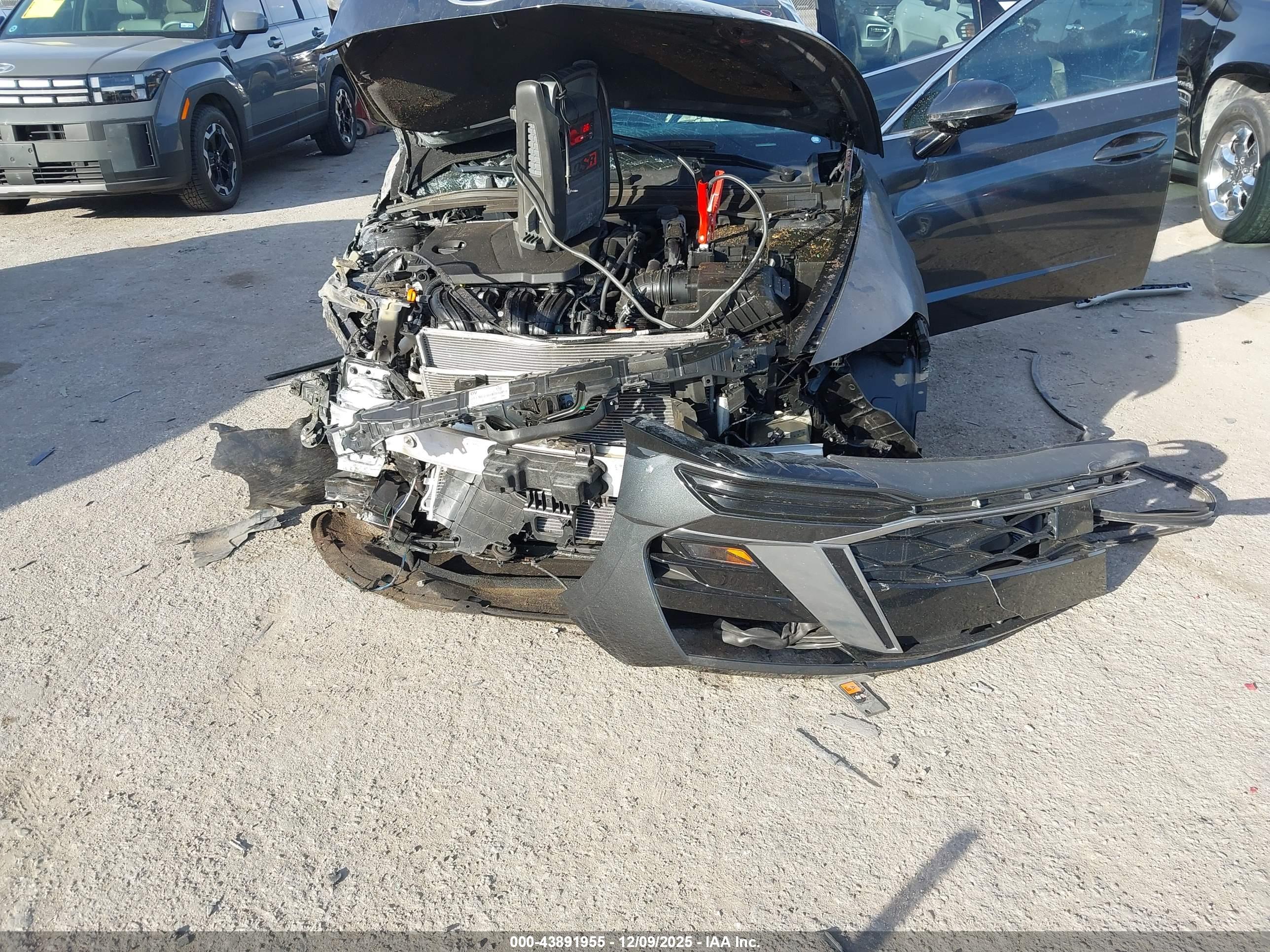 HYUNDAI SONATA image 6