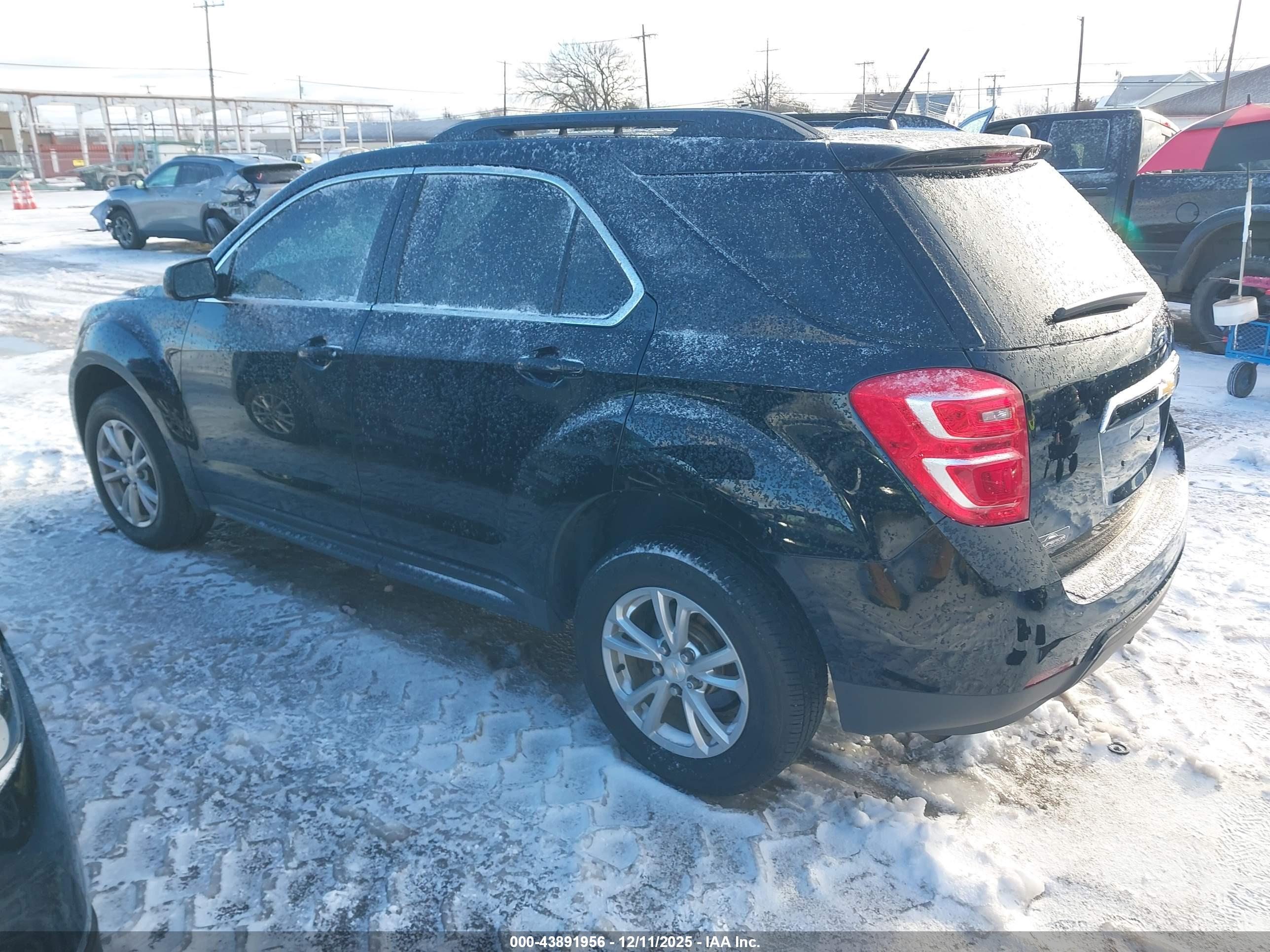 CHEVROLET EQUINOX image 3