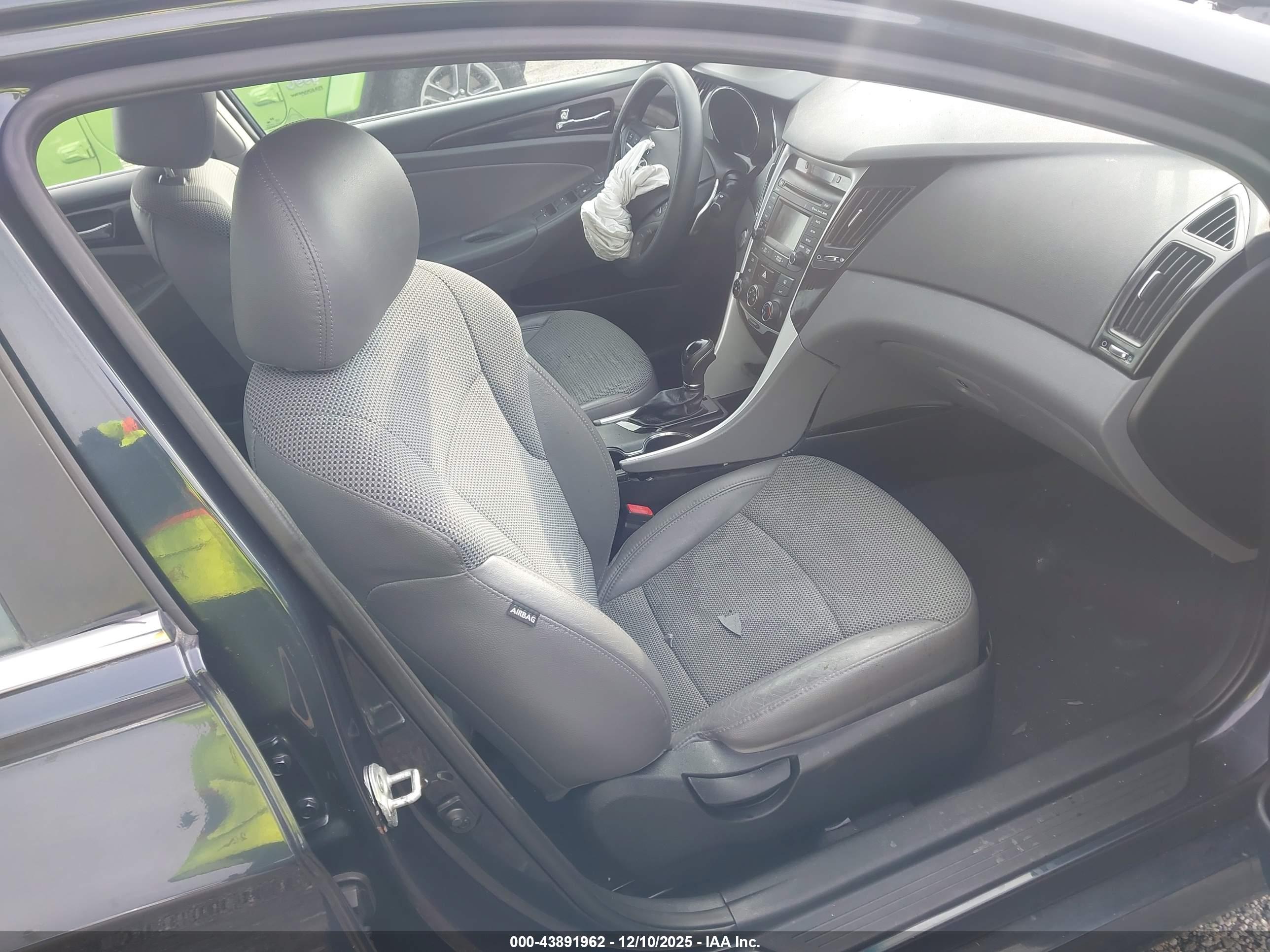 HYUNDAI SONATA image 5