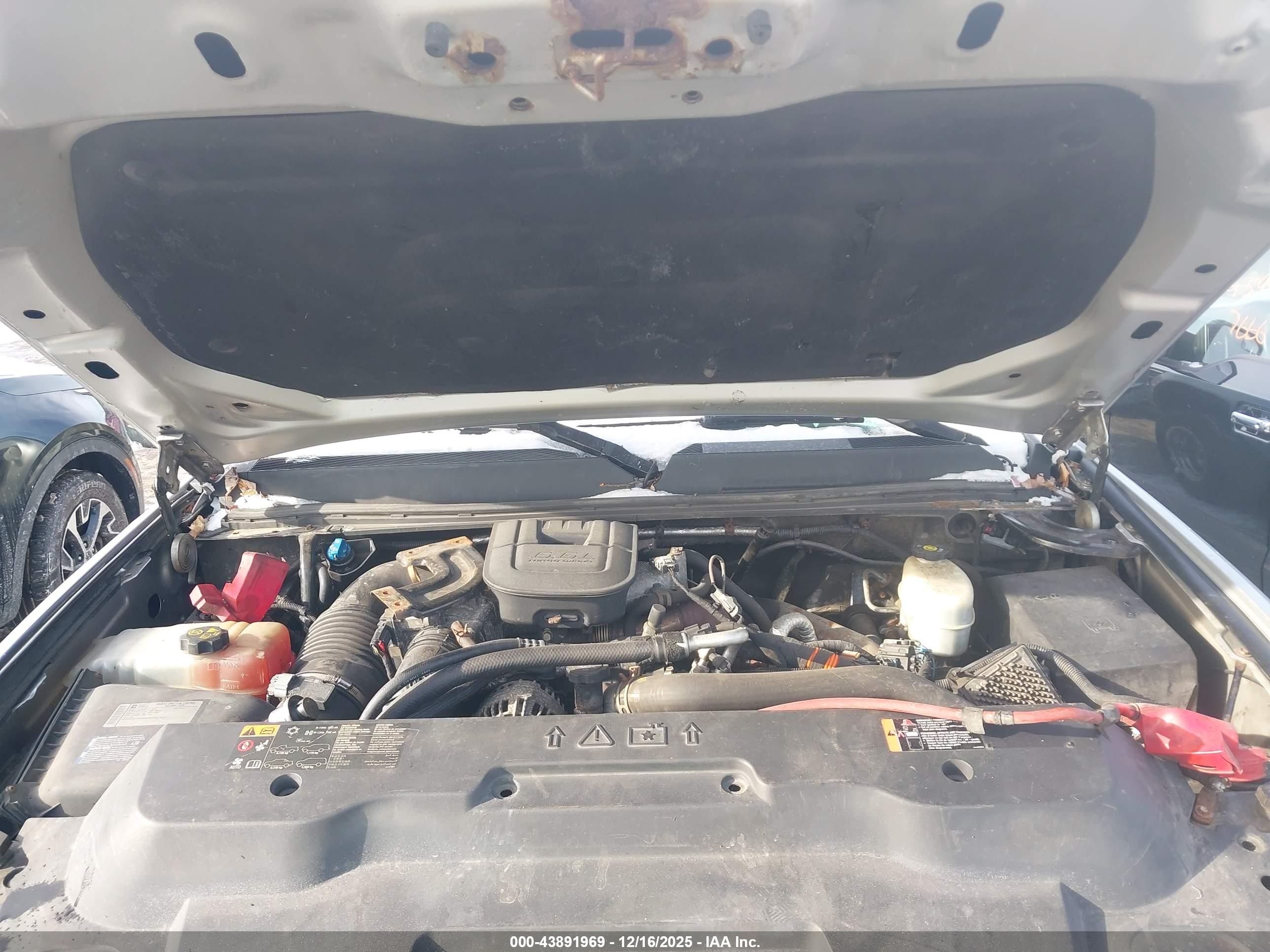 GMC SIERRA image 10