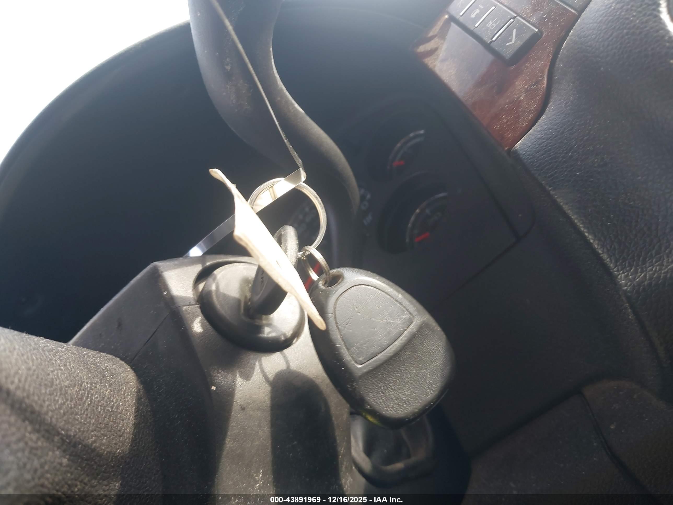 GMC SIERRA image 11