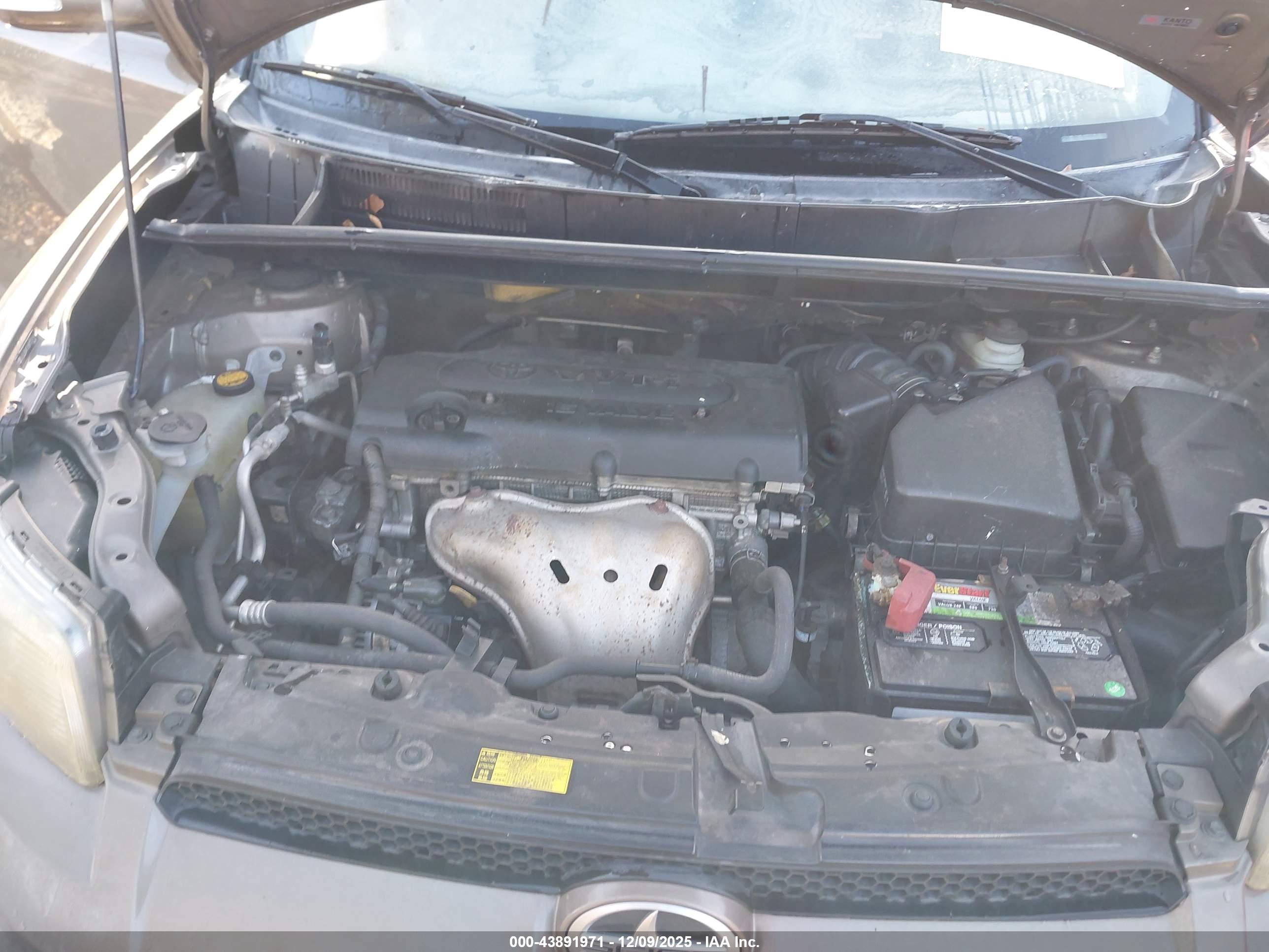 SCION XB image 10