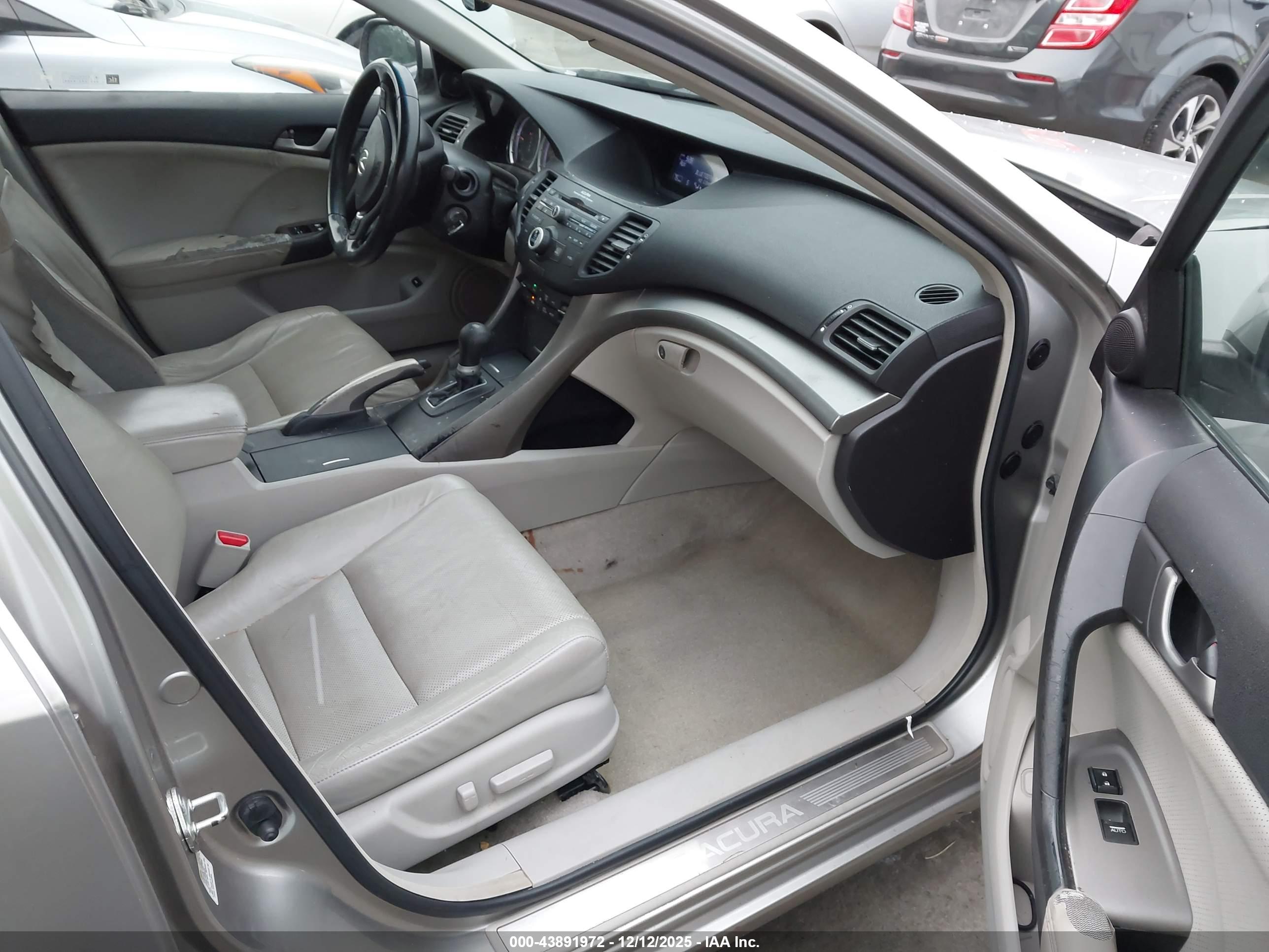 ACURA TSX image 5