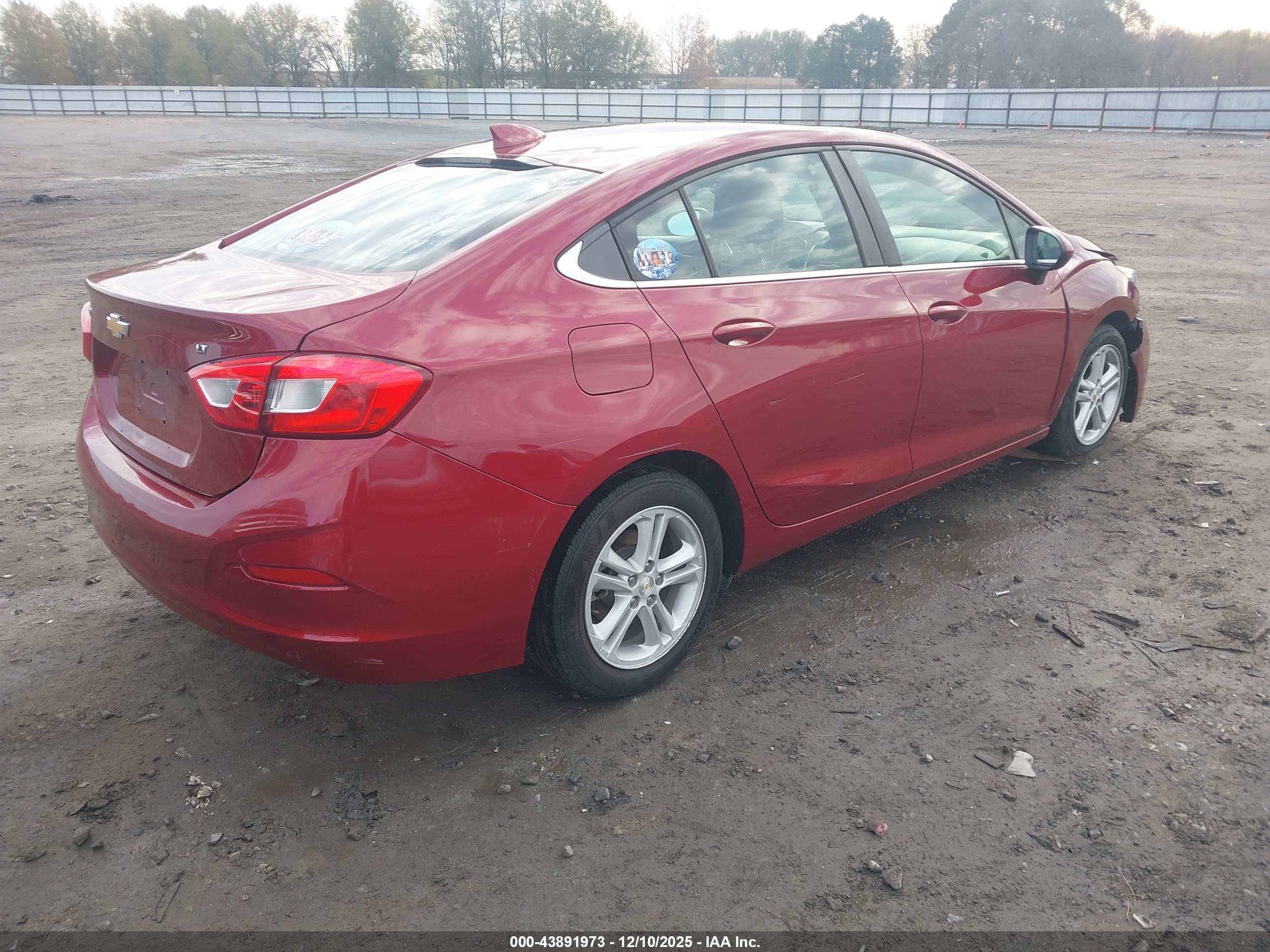 CHEVROLET CRUZE image 4