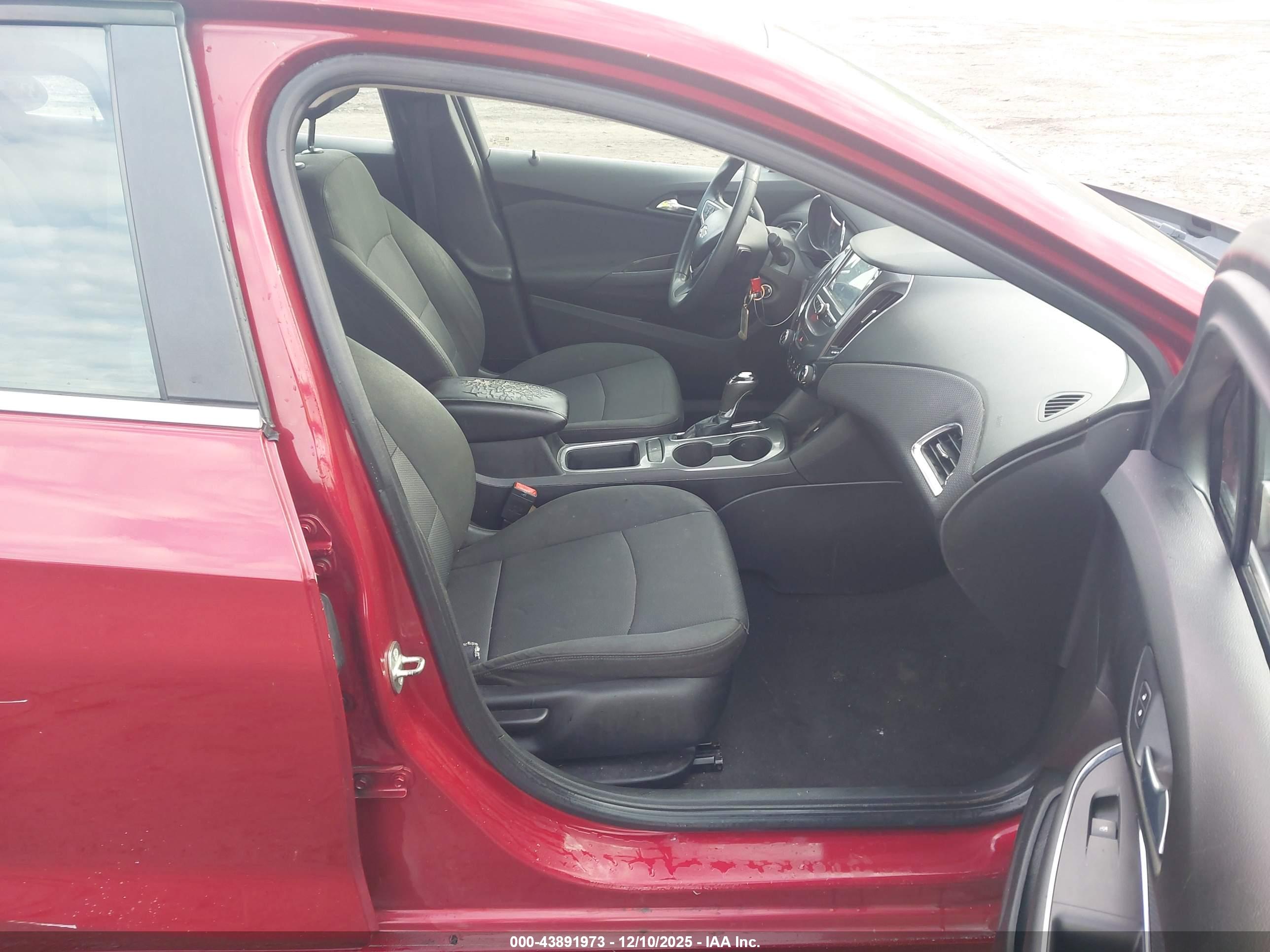 CHEVROLET CRUZE image 5
