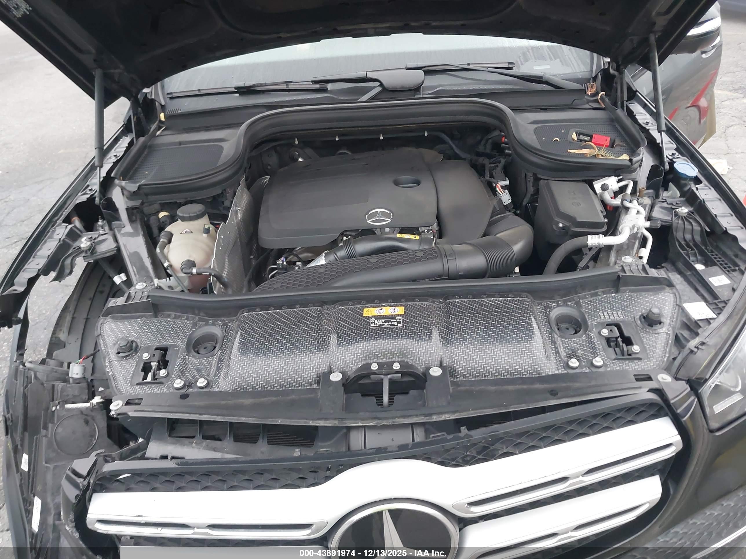 MERCEDES-BENZ GLE image 10