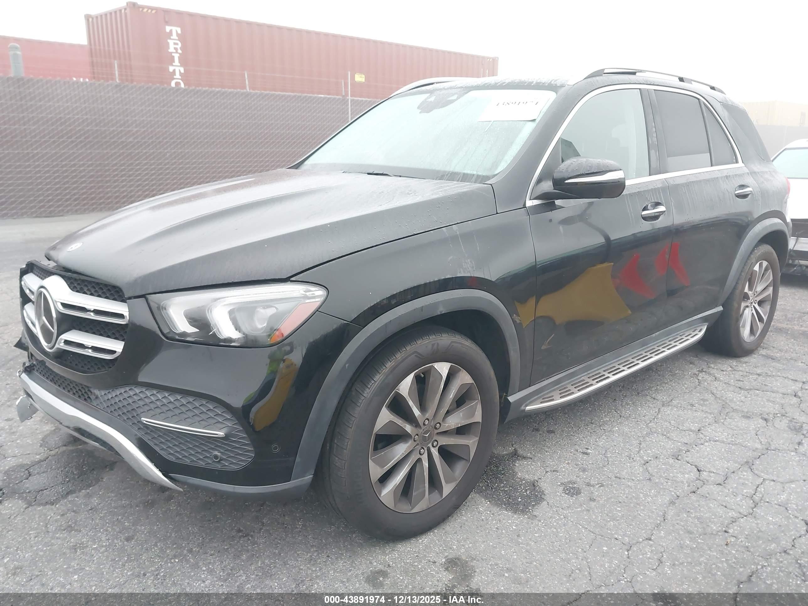 MERCEDES-BENZ GLE image 2