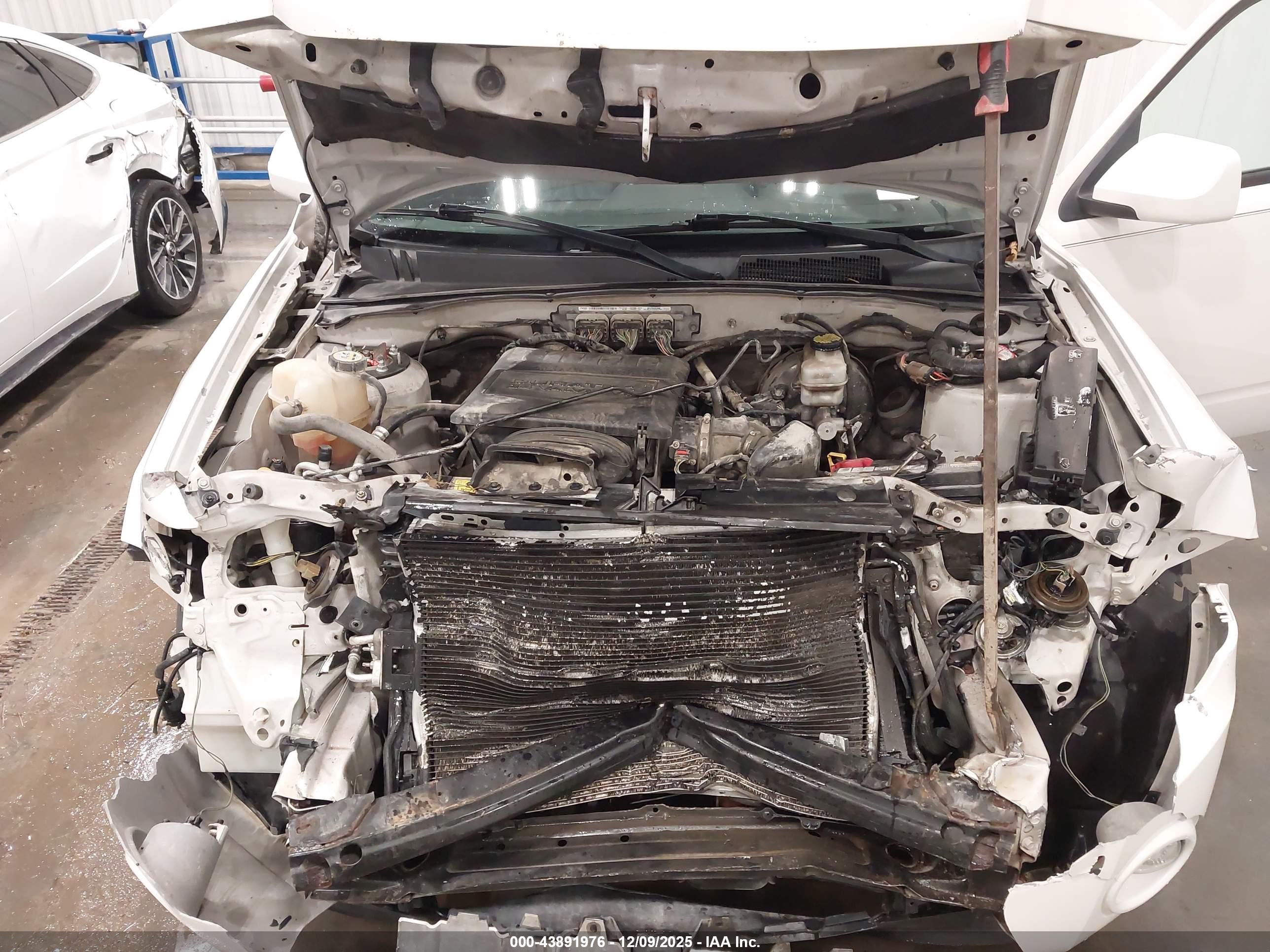 FORD ESCAPE image 10