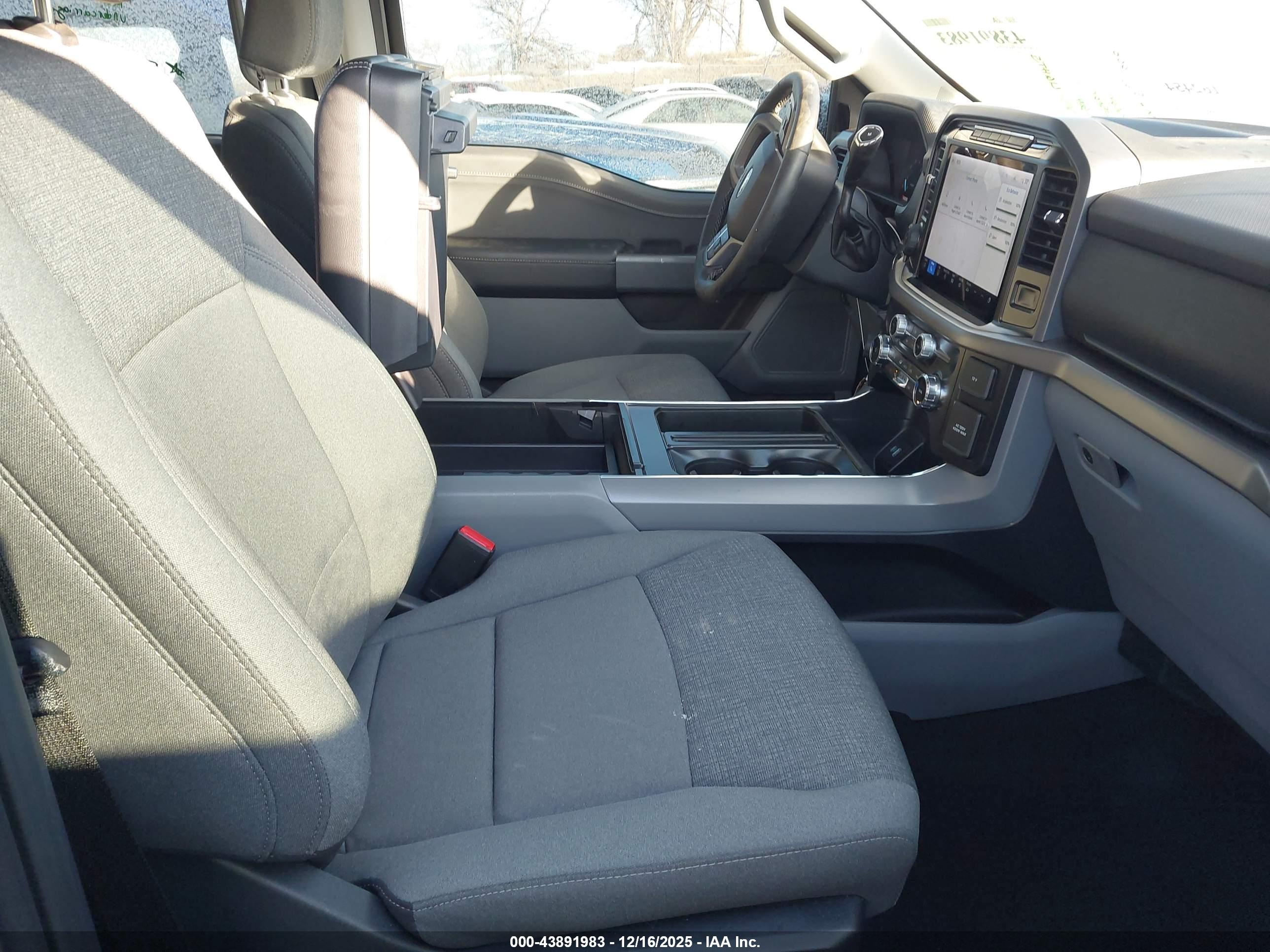 FORD F-150 image 5