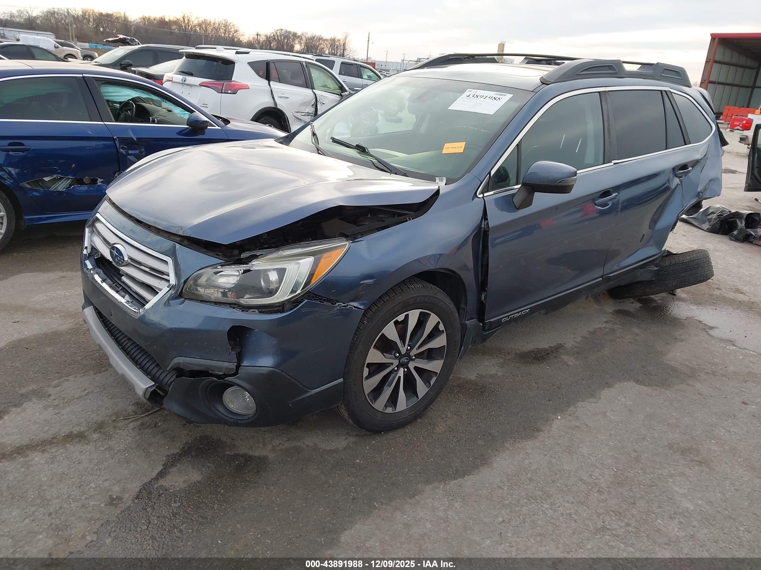SUBARU OUTBACK image 2