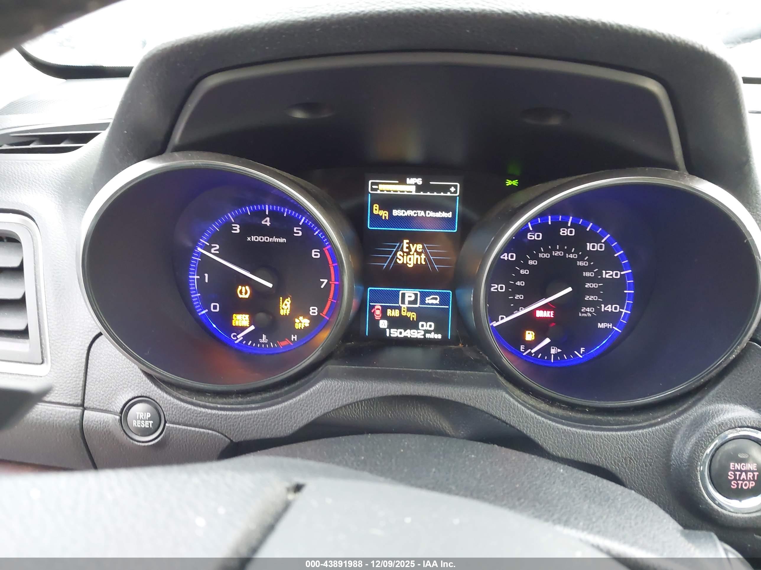 SUBARU OUTBACK image 7