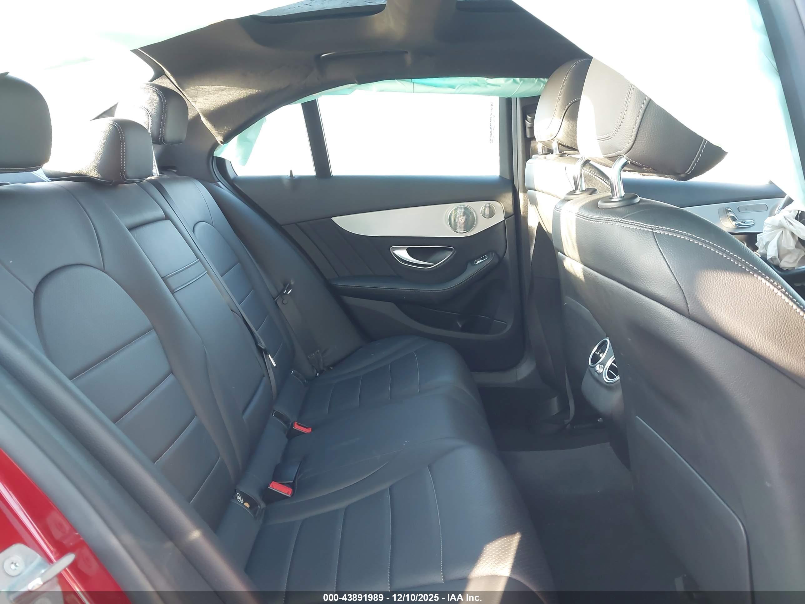MERCEDES-BENZ C image 8