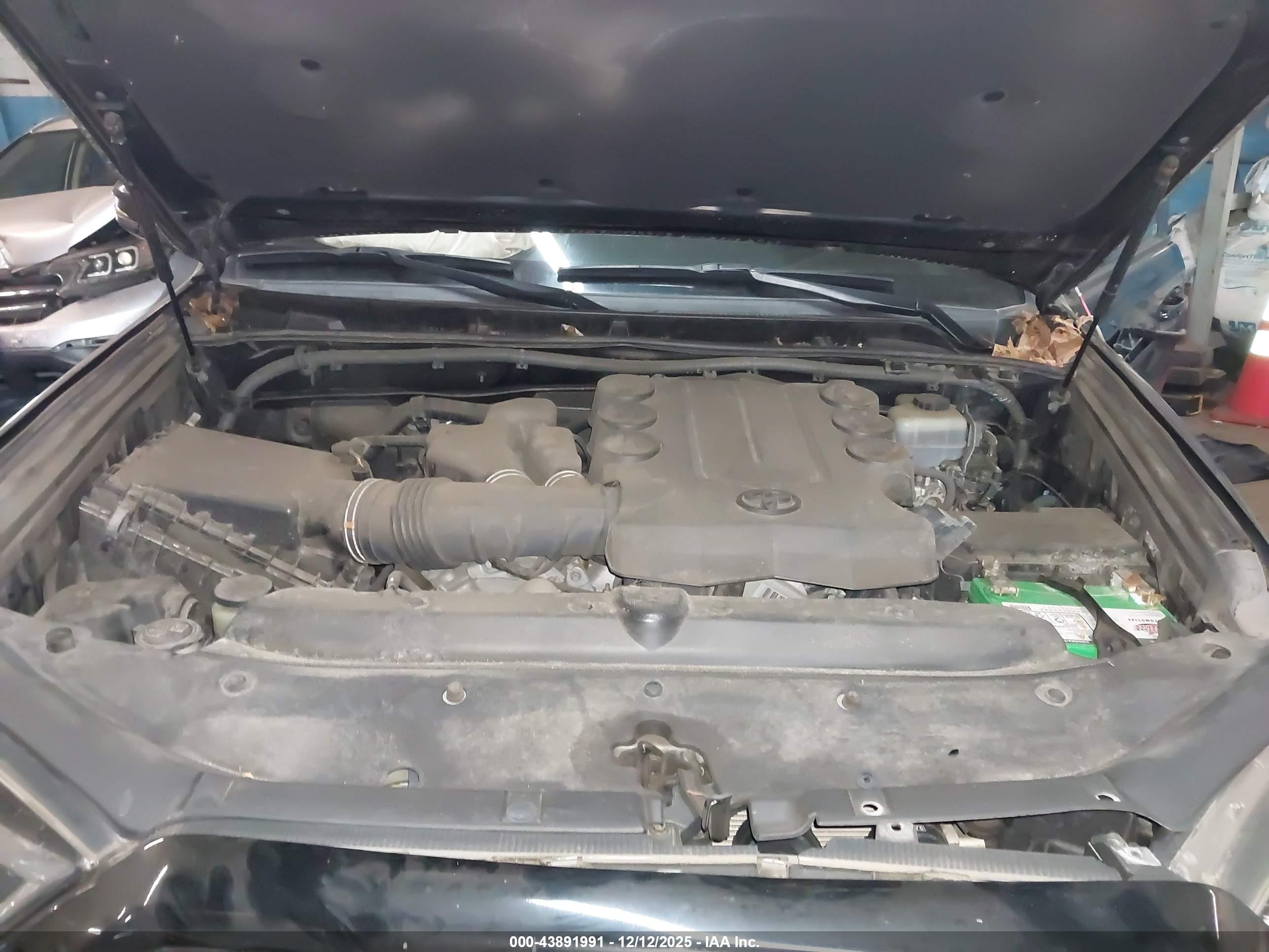 TOYOTA 4RUNNER image 10
