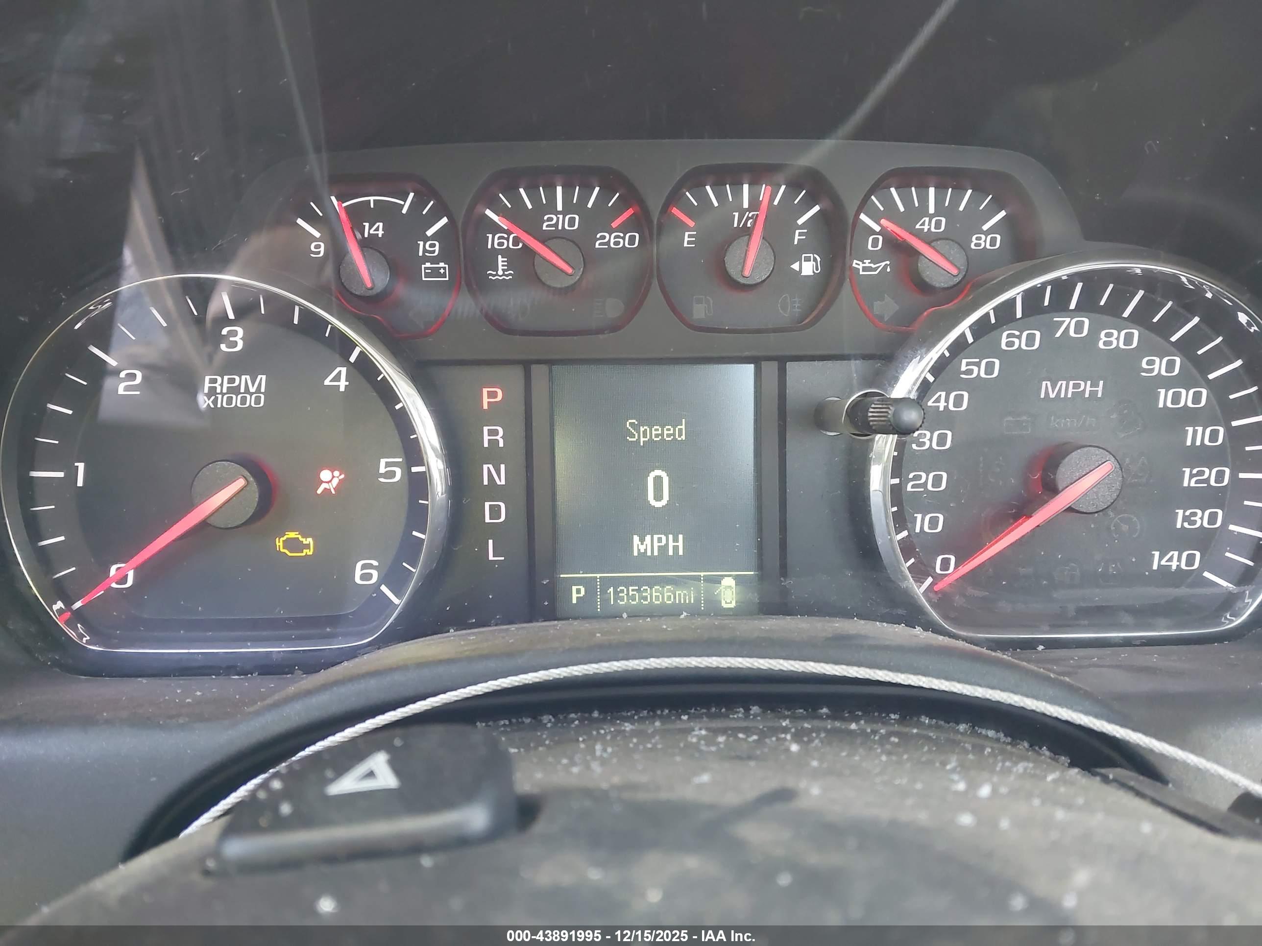 CHEVROLET SILVERADO image 7