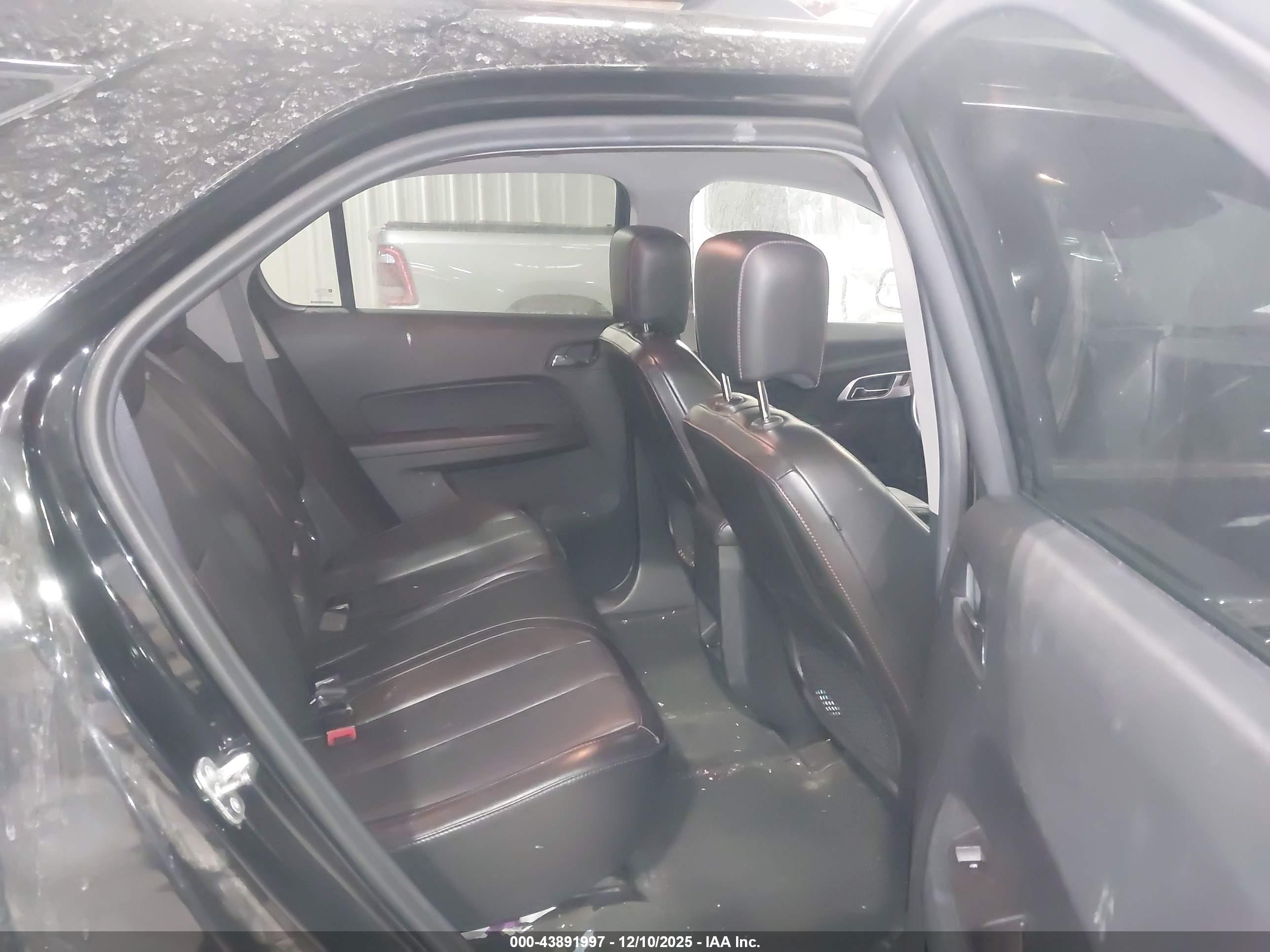 CHEVROLET EQUINOX image 8