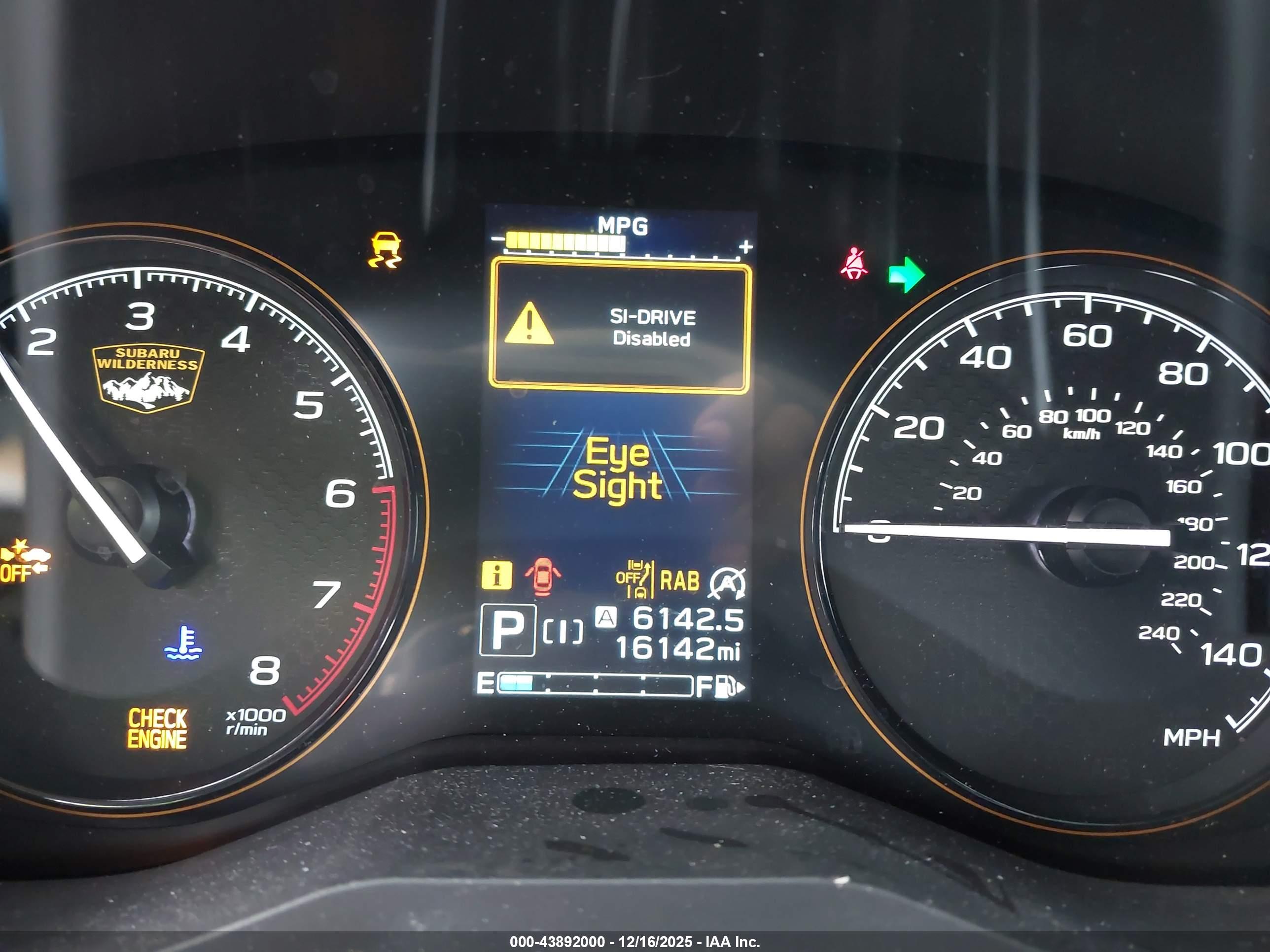 SUBARU FORESTER image 7