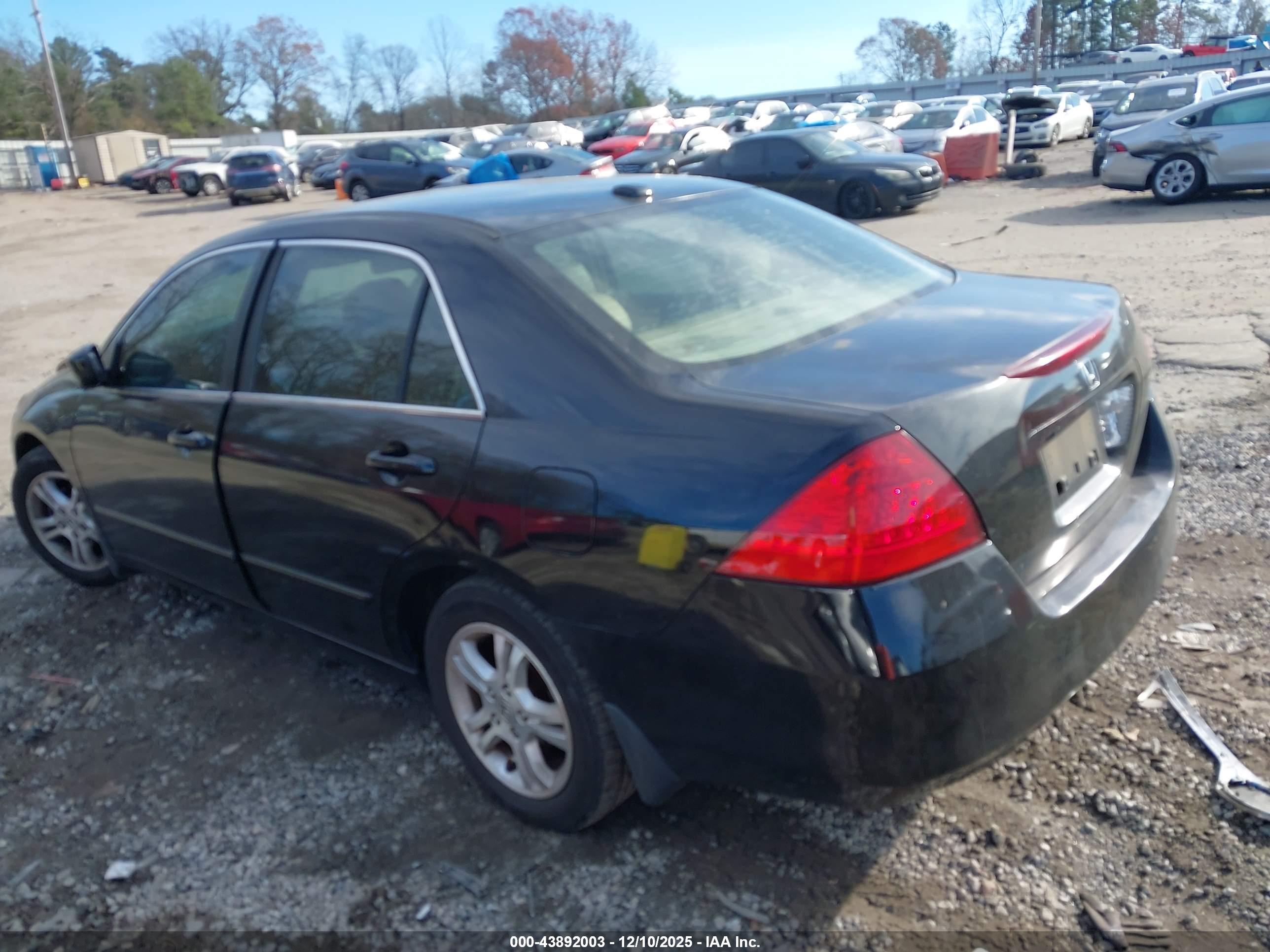 HONDA ACCORD image 3