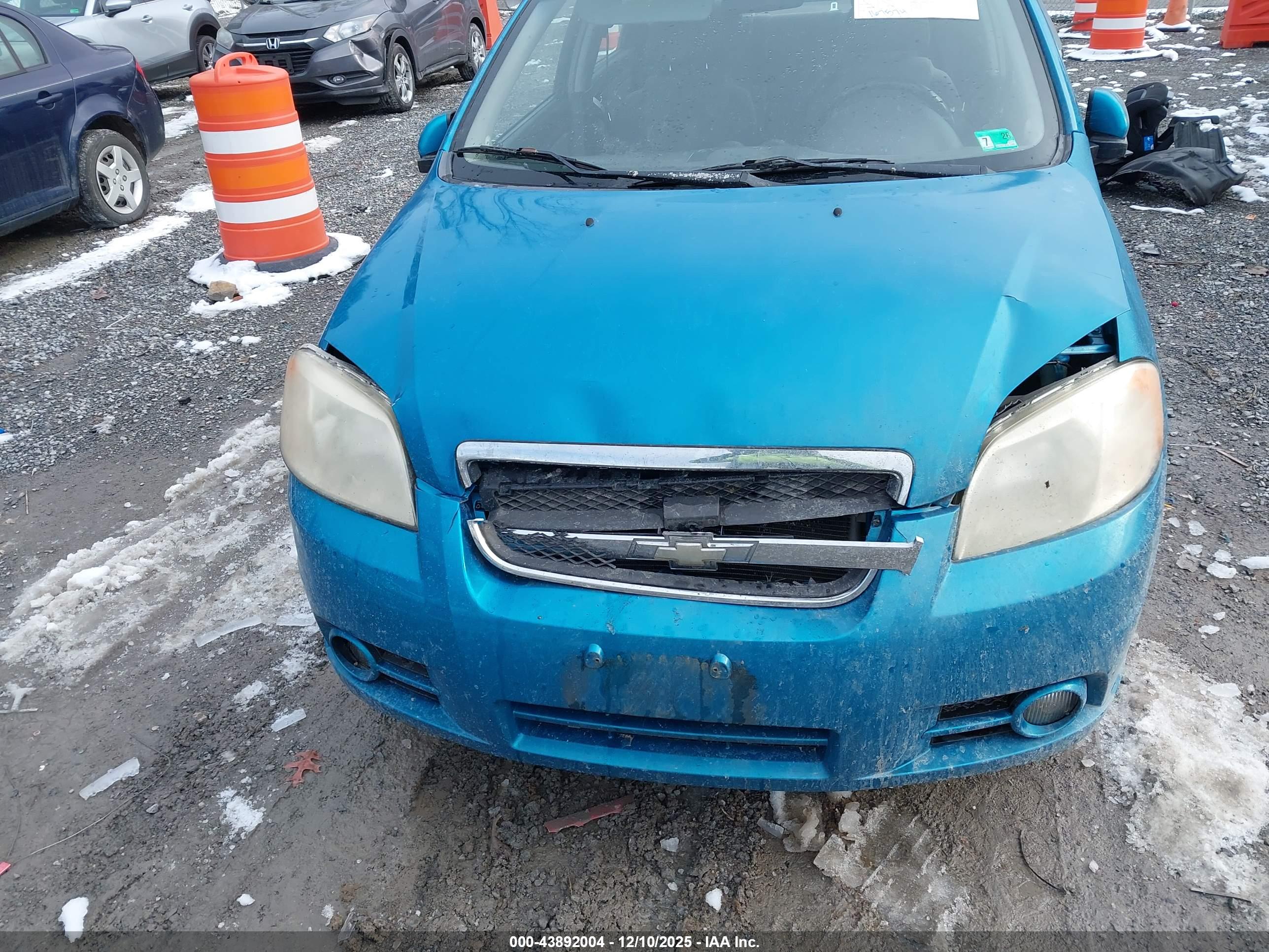 CHEVROLET AVEO image 6