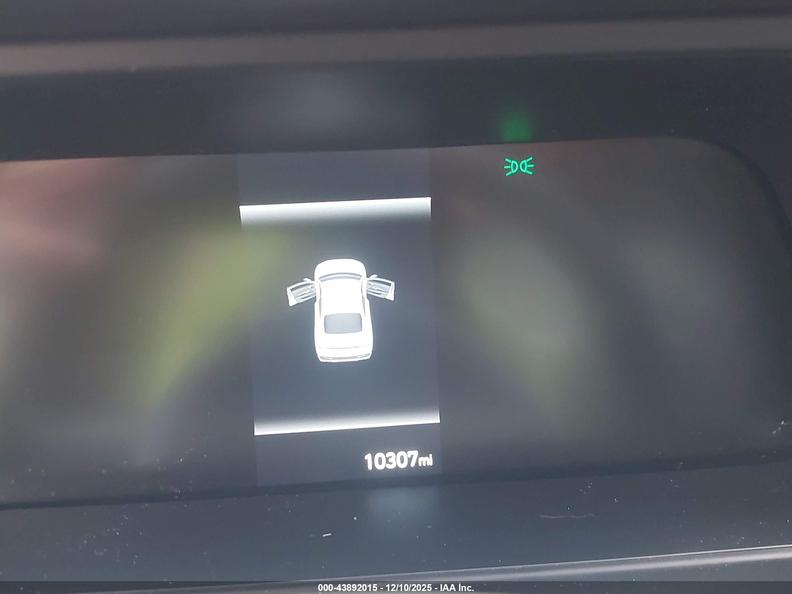 HYUNDAI ELANTRA image 7