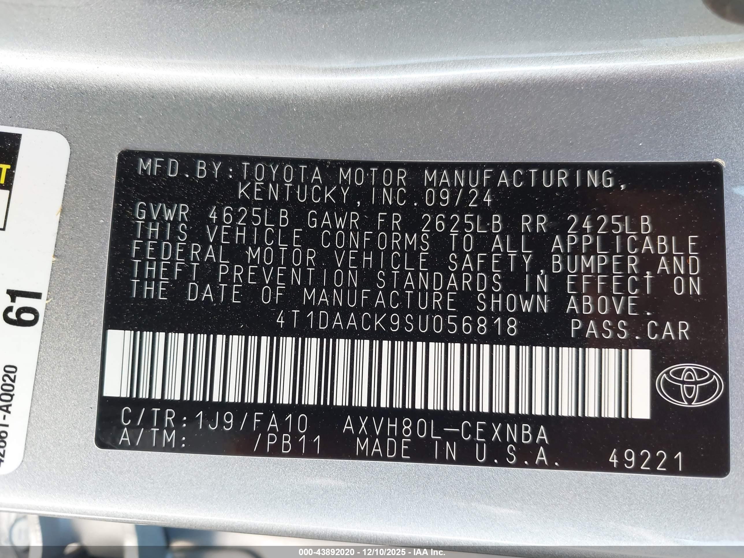 TOYOTA CAMRY image 9