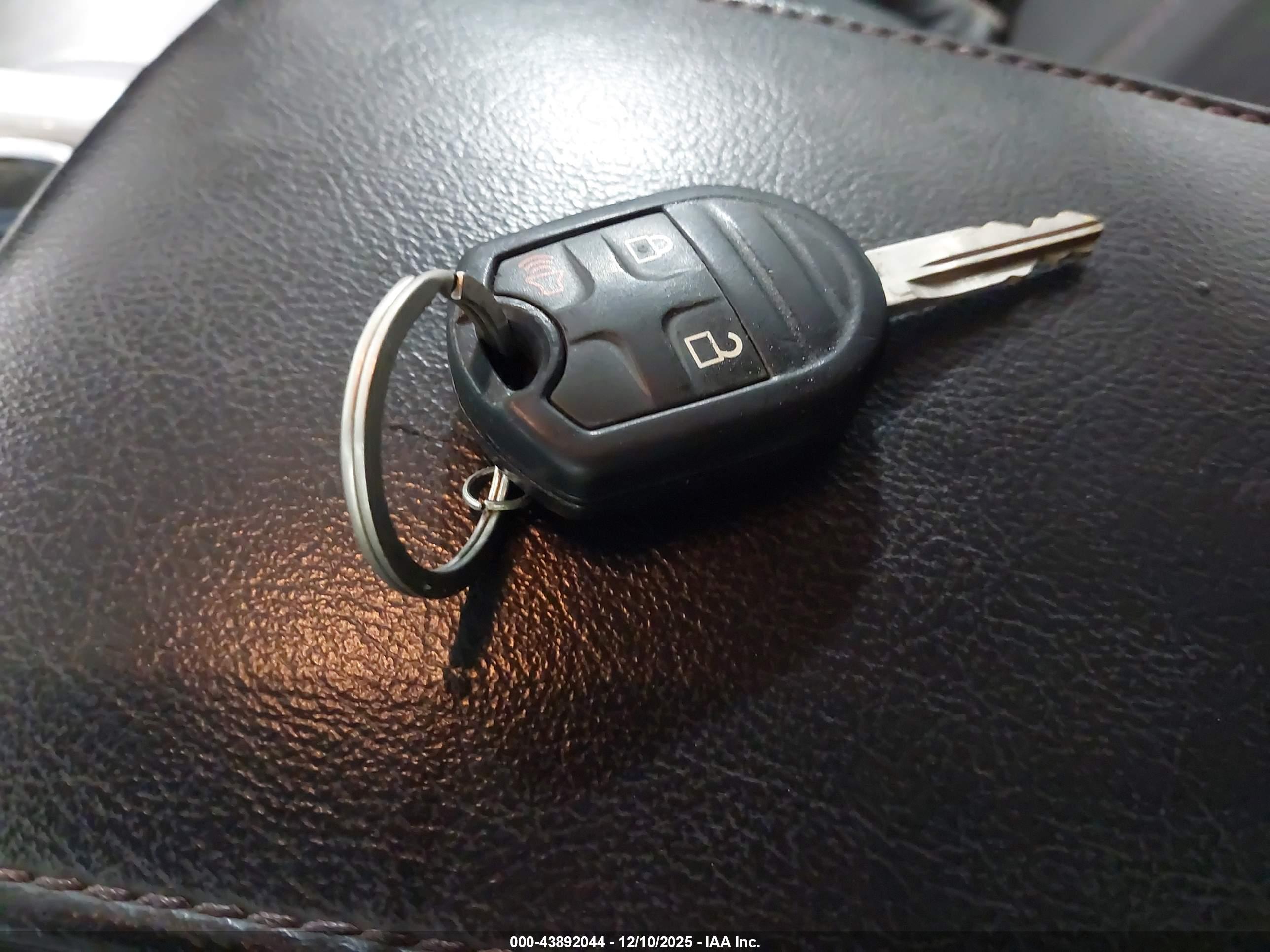FORD EDGE image 11