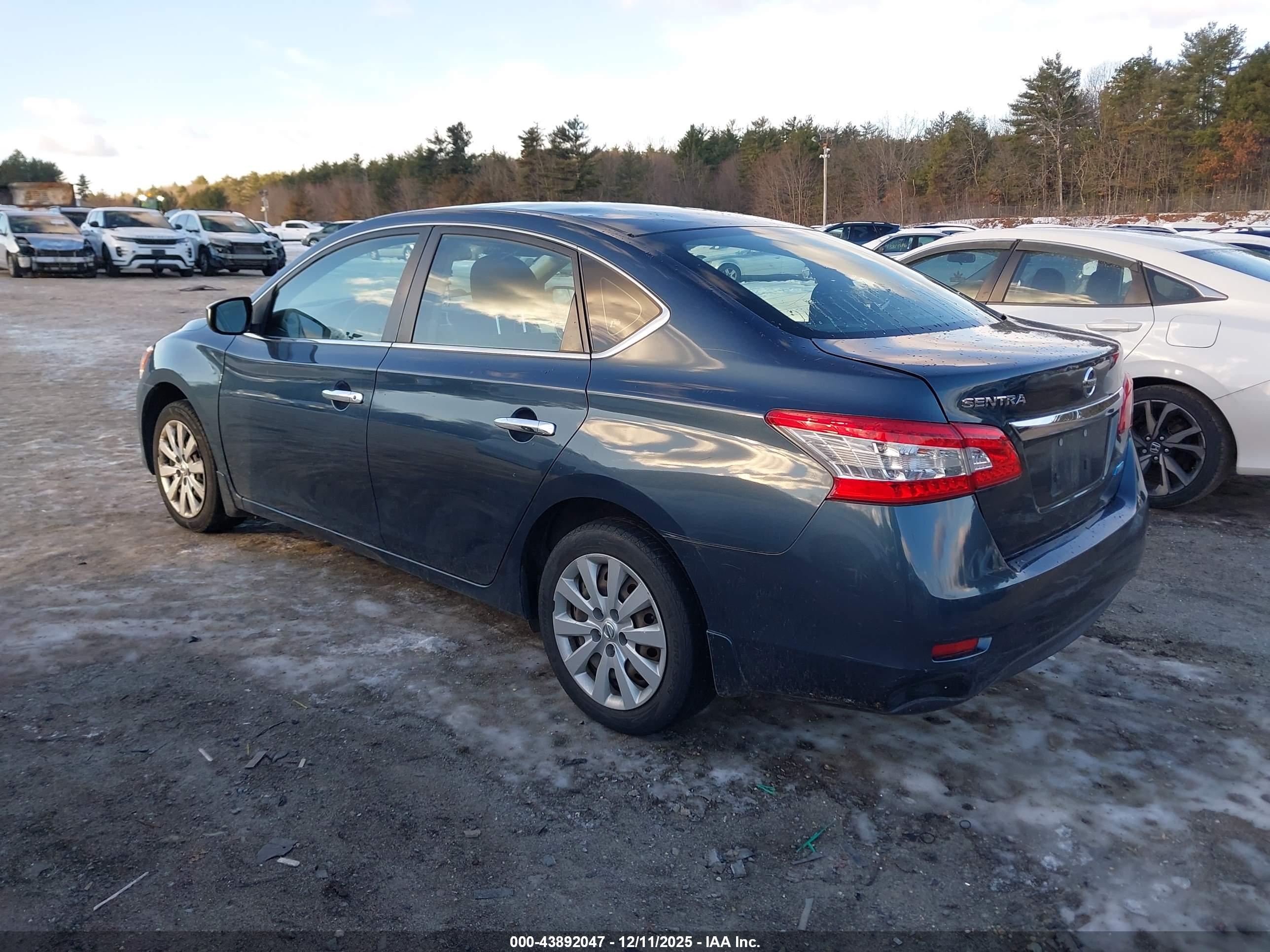 NISSAN SENTRA image 3