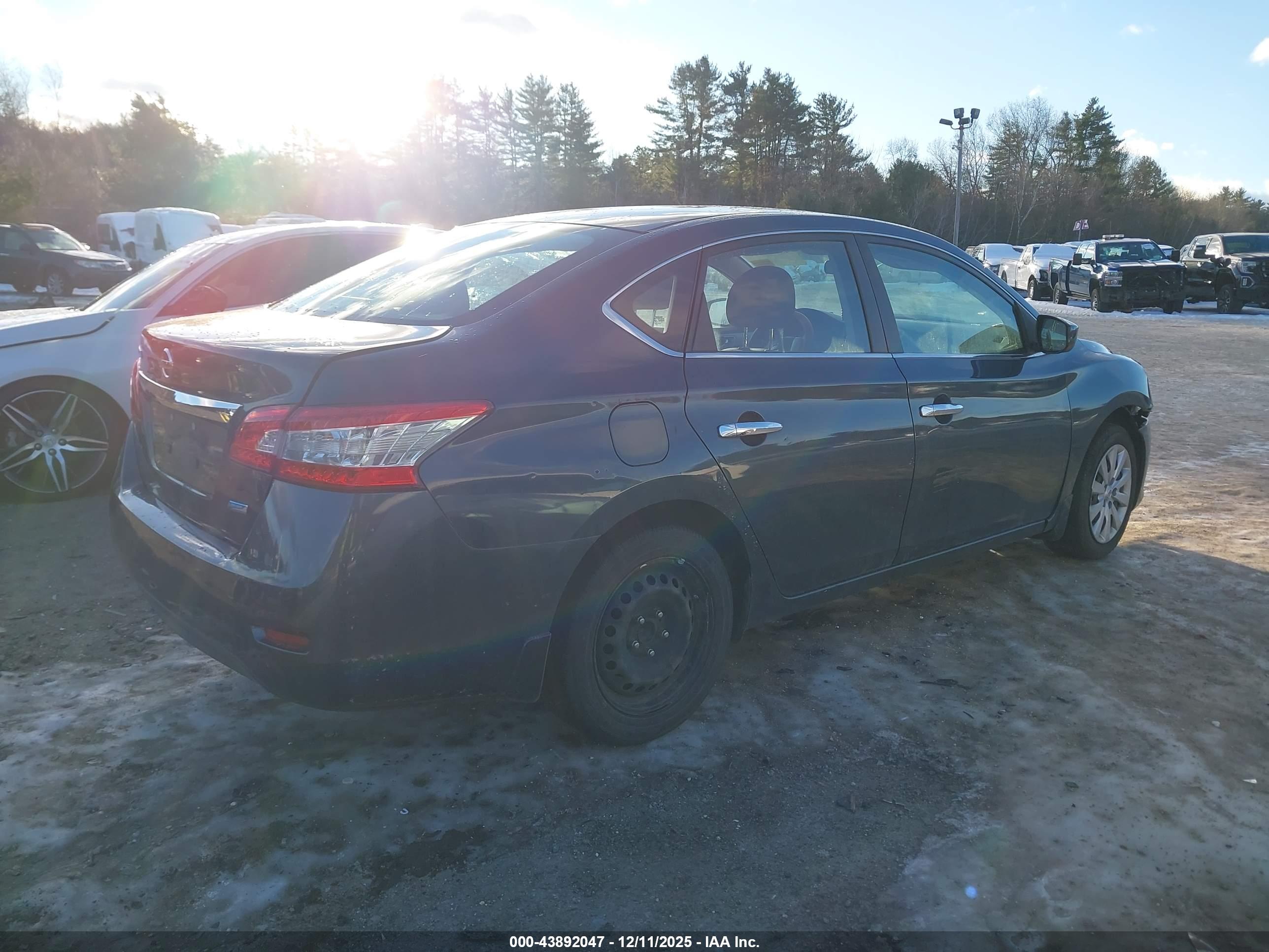 NISSAN SENTRA image 4