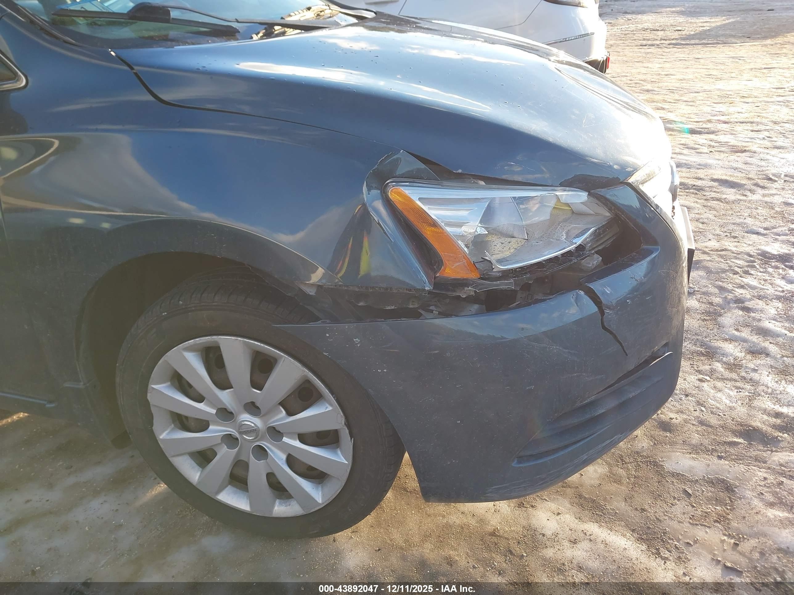 NISSAN SENTRA image 6