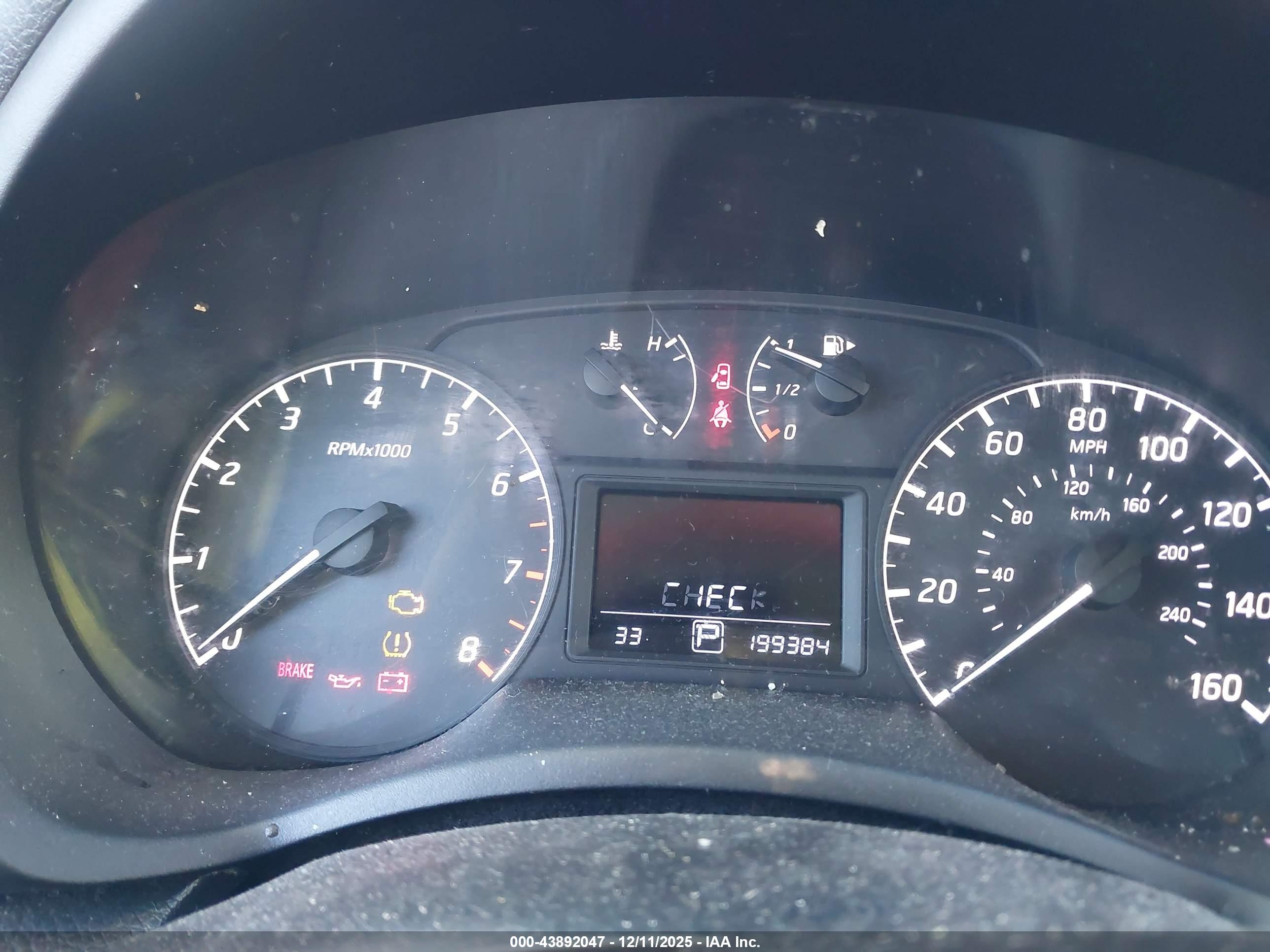 NISSAN SENTRA image 7