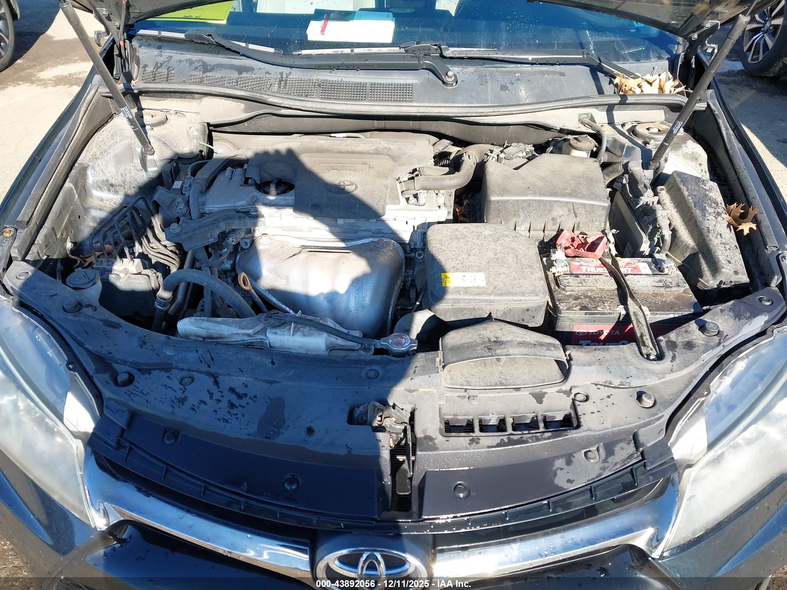 TOYOTA CAMRY image 10