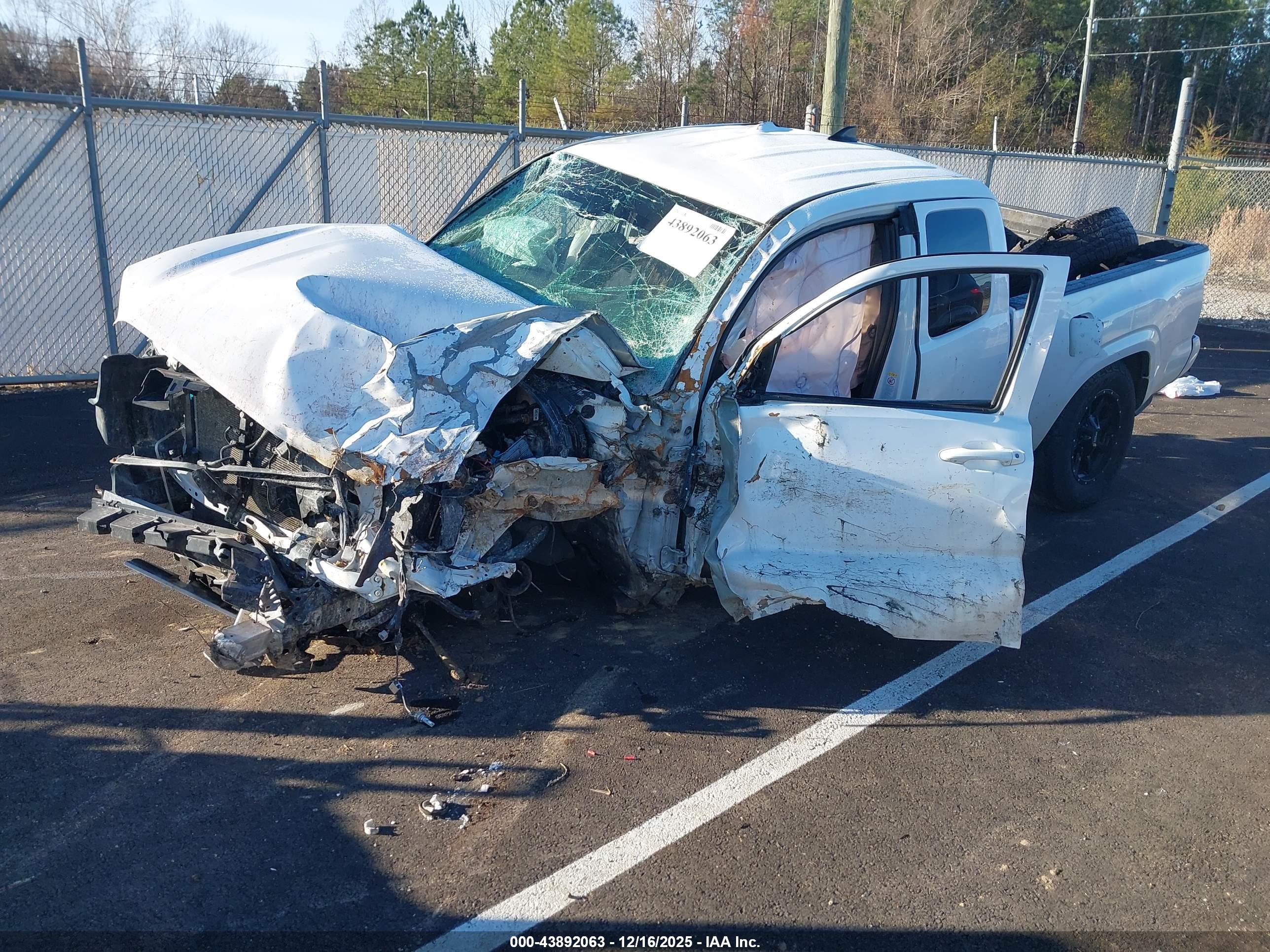 TOYOTA TACOMA image 2