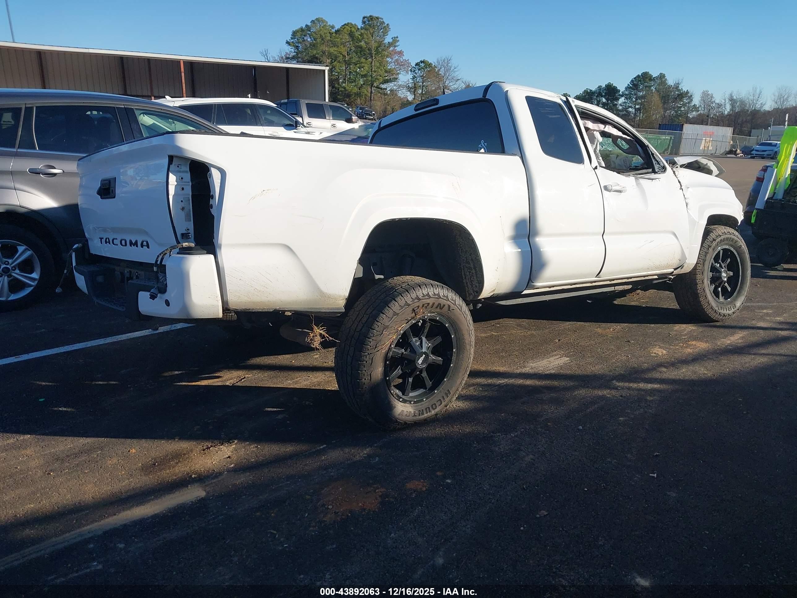 TOYOTA TACOMA image 4